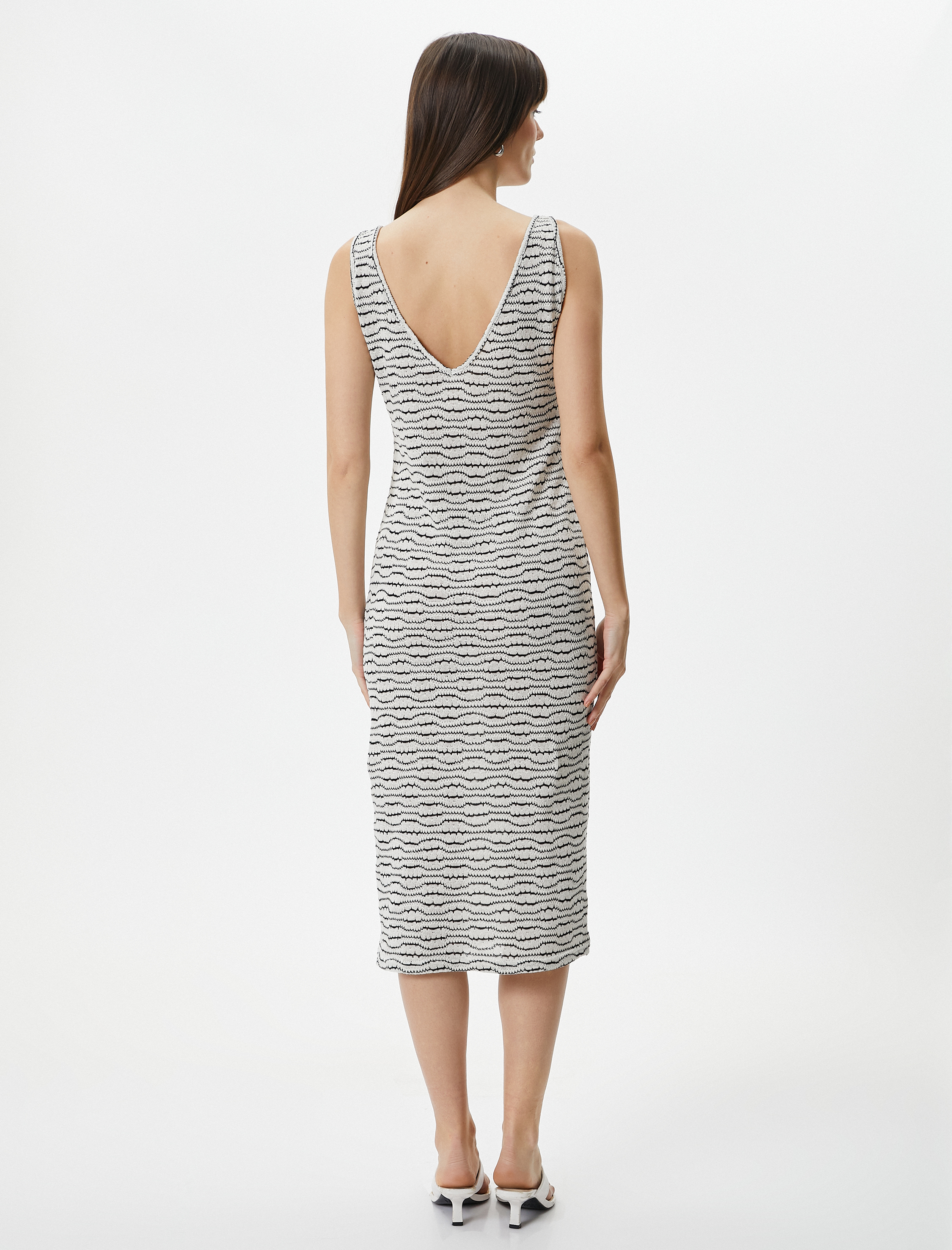   Midi Elbise V Yaka Askılı Dokulu