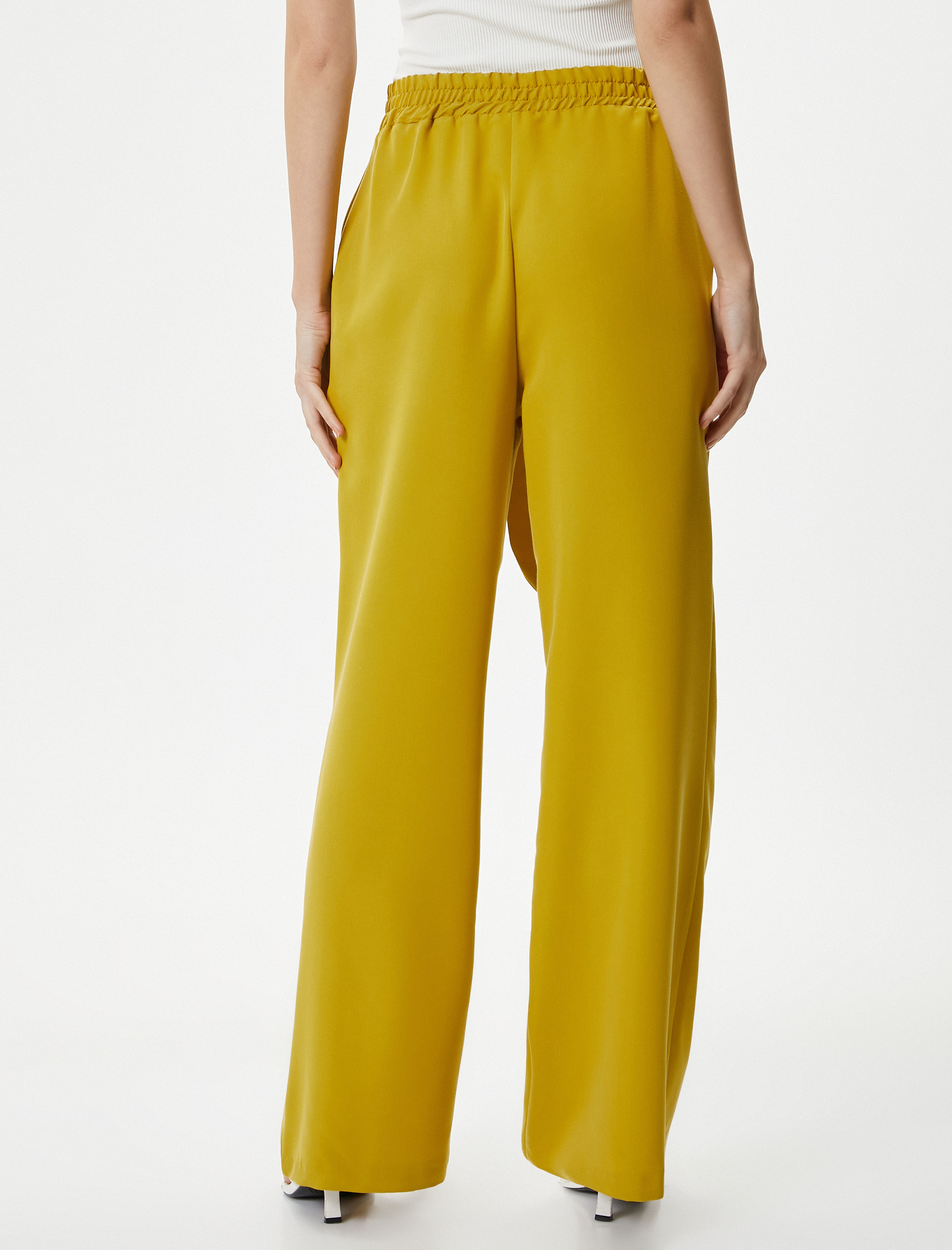   Bol Paça Pantolon Beli Kuşaklı Yüksek Bel Cepli