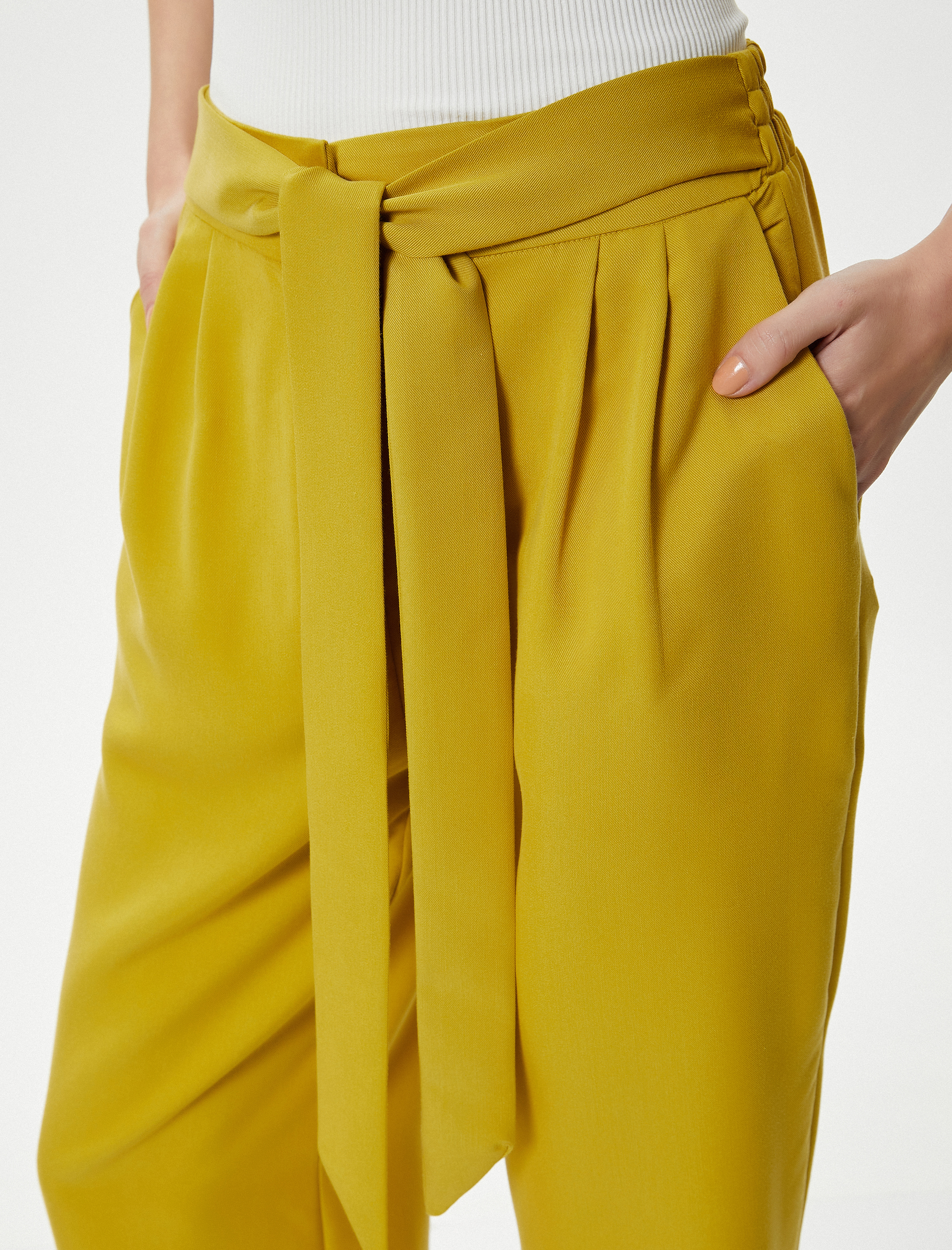   Bol Paça Pantolon Beli Kuşaklı Yüksek Bel Cepli