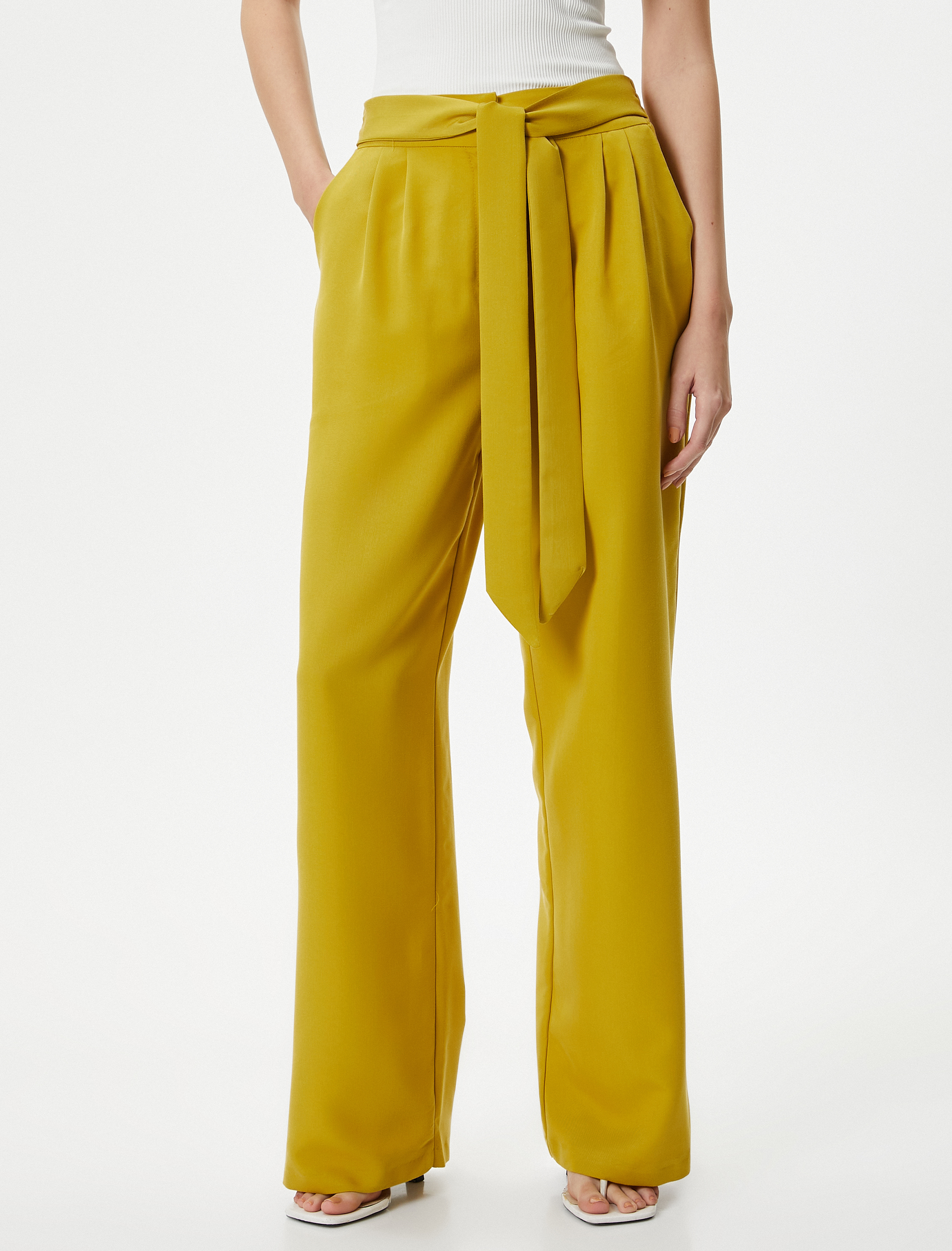   Bol Paça Pantolon Beli Kuşaklı Yüksek Bel Cepli