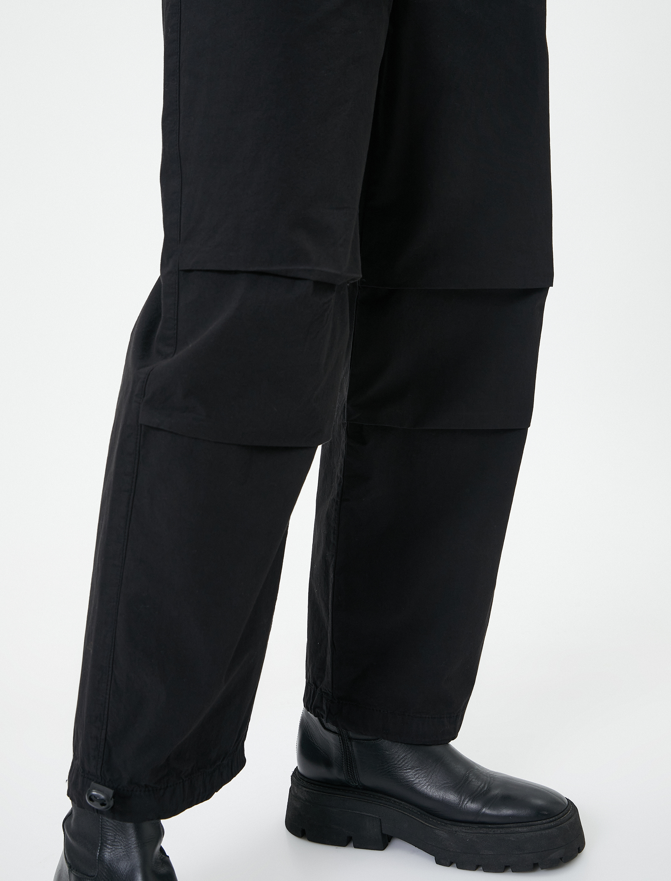   Oversize Paraşüt Pantolon Kat Detaylı Cepli Pamuklu