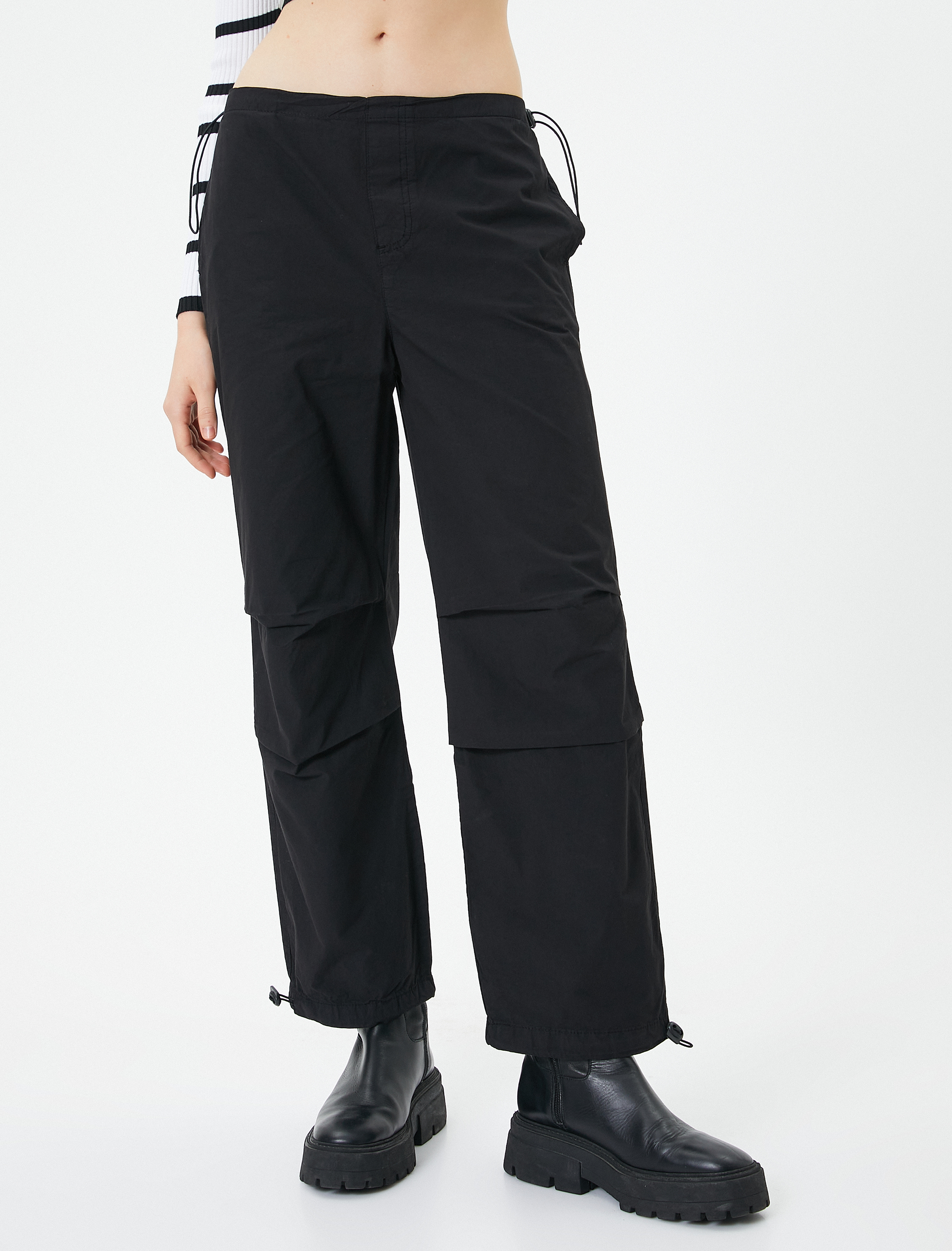   Oversize Paraşüt Pantolon Kat Detaylı Cepli Pamuklu