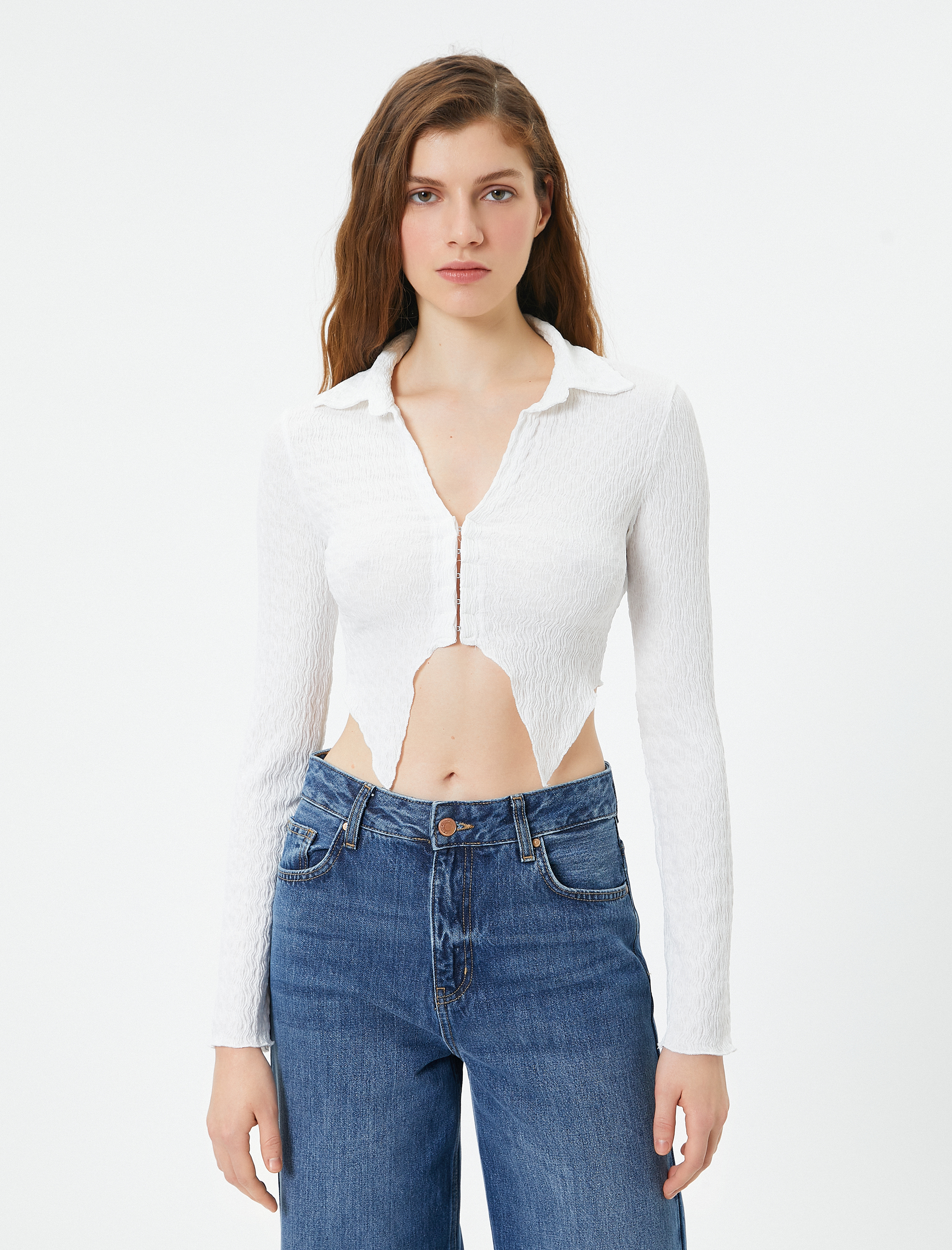   Crop Bluz Asimetrik Kesim Dokulu Slim Fit Uzun Kollu Gömlek Yaka Bürümcük