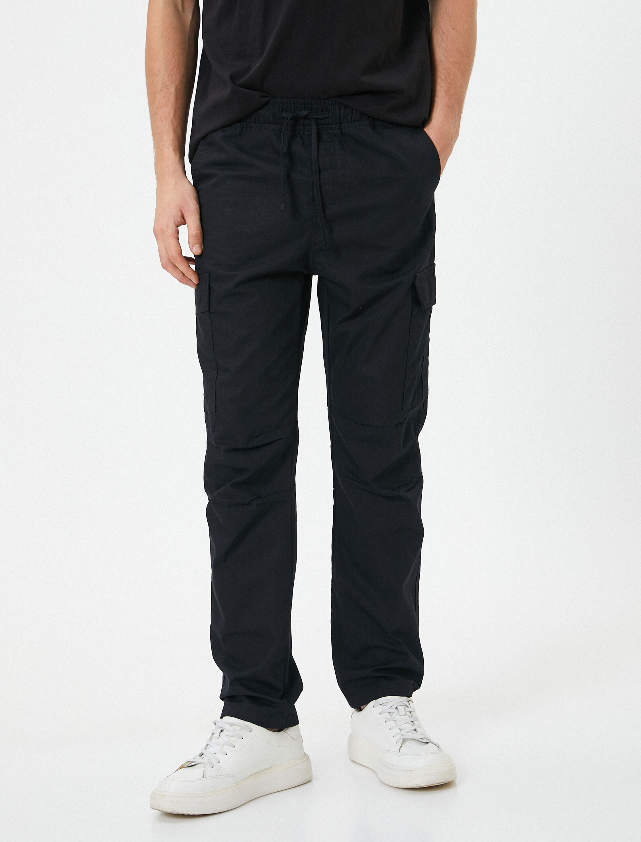   Paraşüt Pantolon Beli Bağcıklı Kargo Cep Detaylı