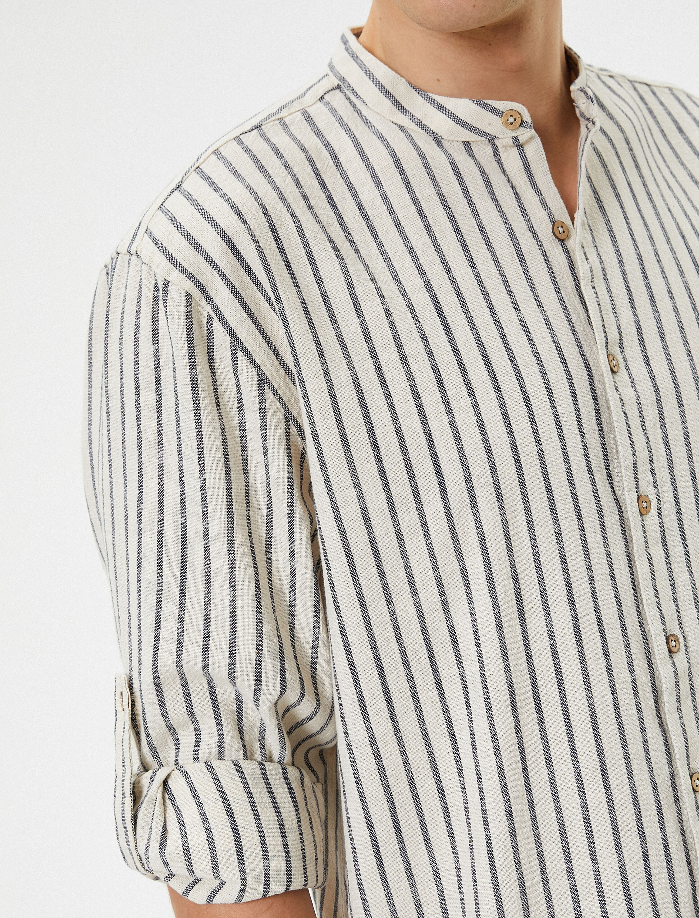   Hakim Yaka Gömlek Düğmeli Kıvrılabilir Kol Detaylı Regular Fit