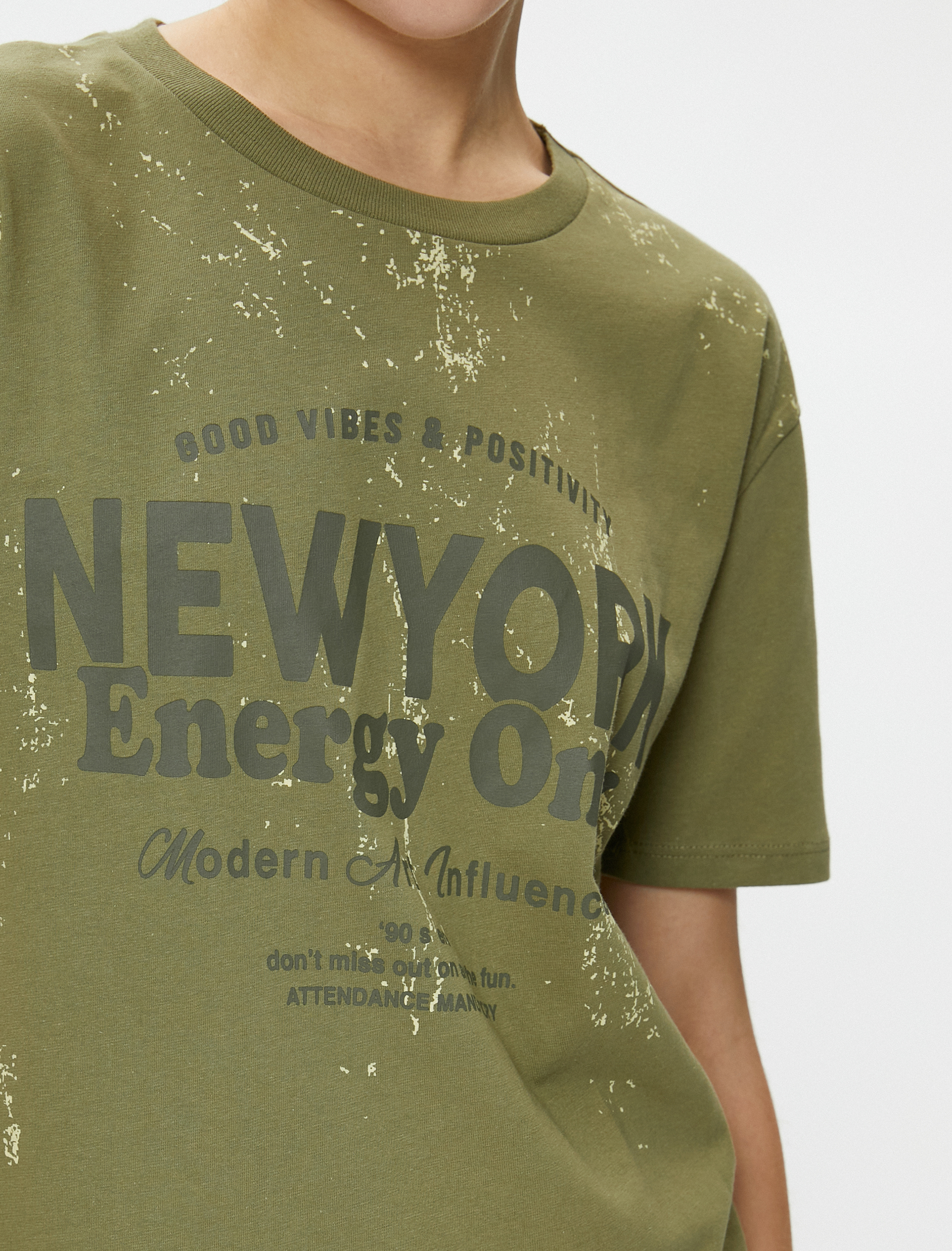   Tişört Kolej Baskılı Bisiklet Yaka Kısa Kollu Pamuklu