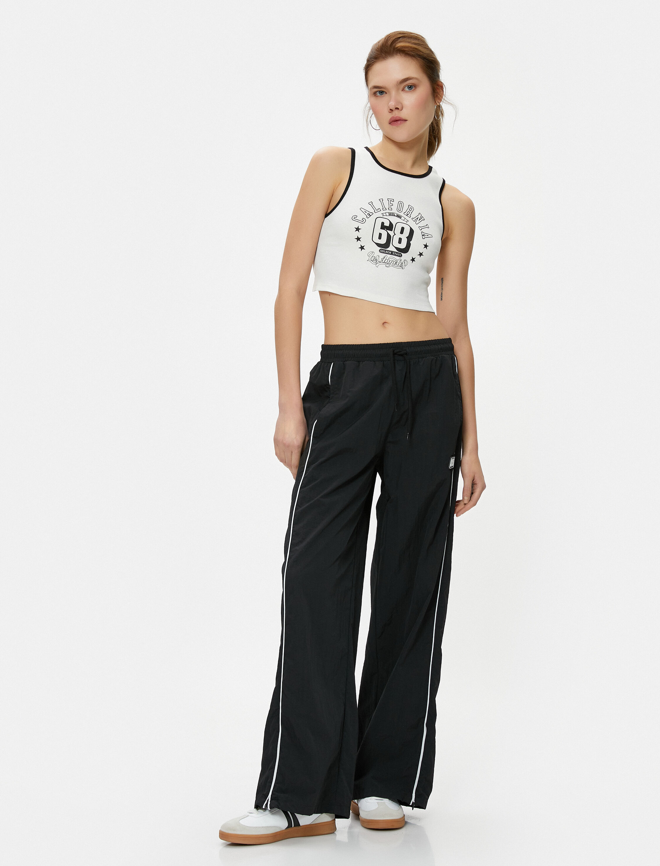   Crop Atlet Halter Yaka Baskılı Fitilli