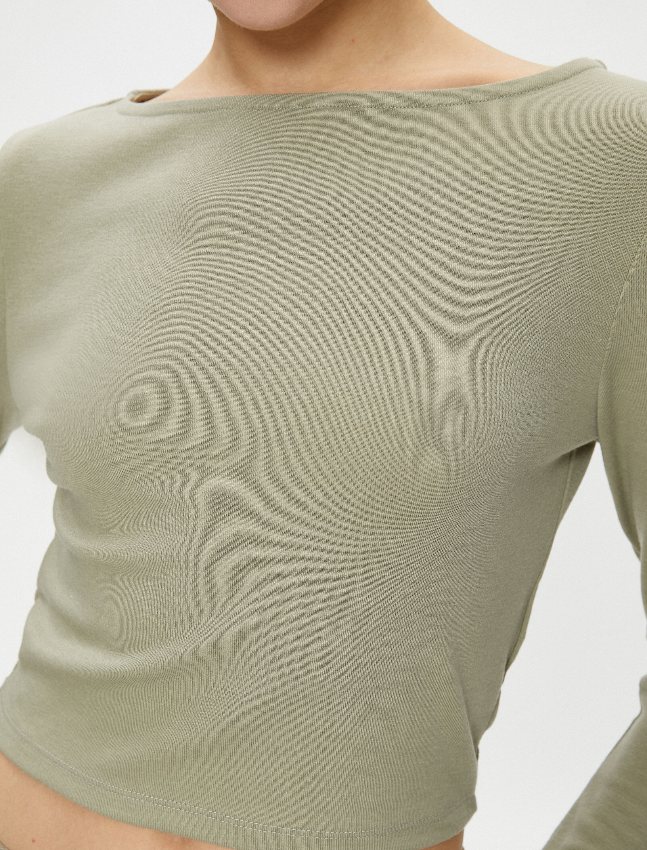   Crop Tişört Kayık Yaka Uzun Kollu