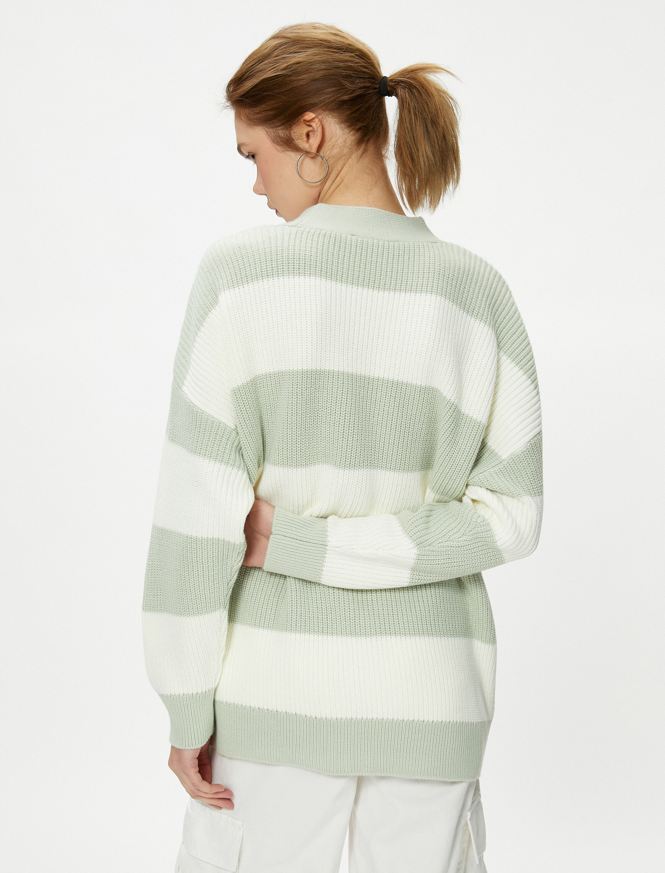   Oversize Triko Hırka Düğmeli V Yaka Uzun Kollu