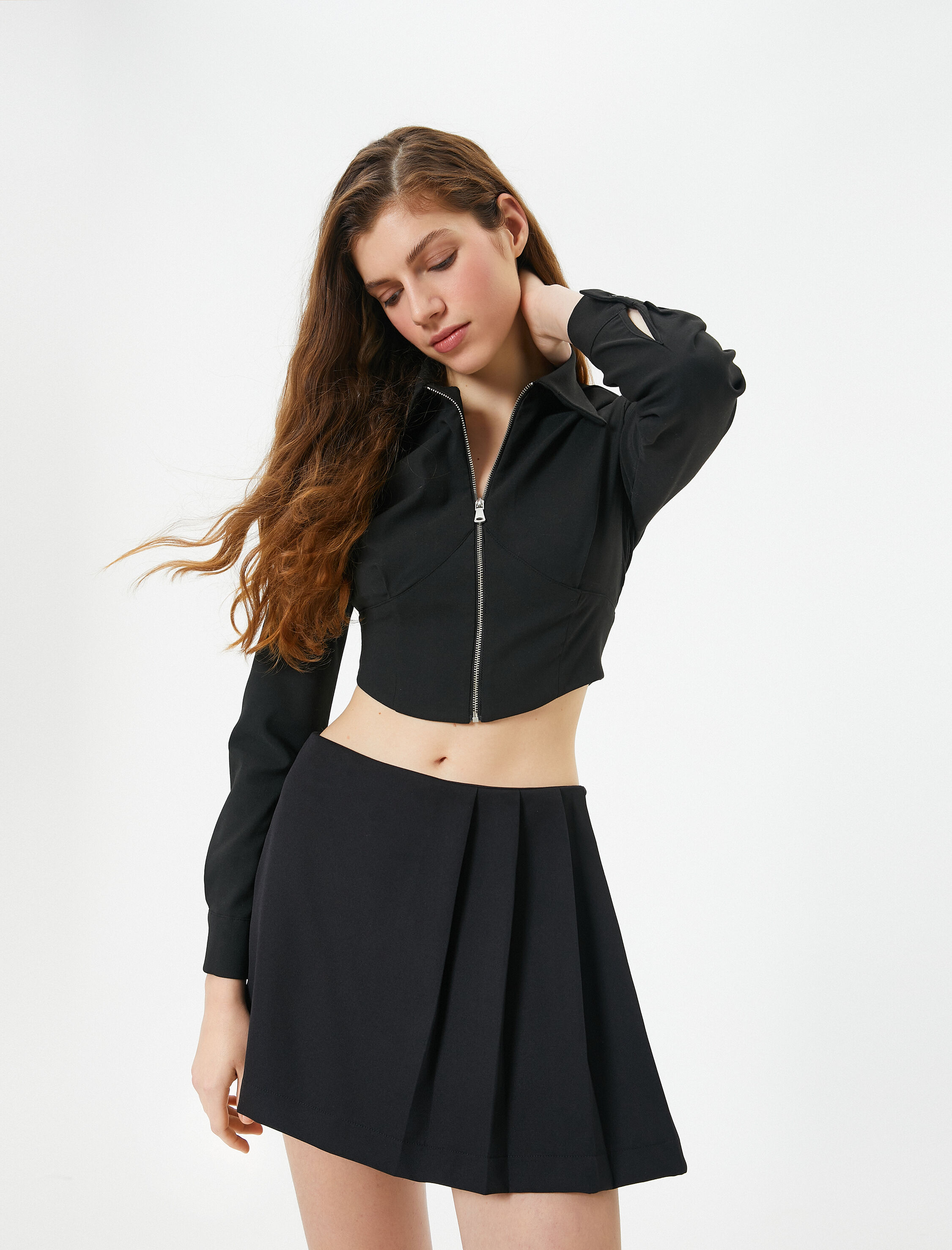   Mini Şort Etek Pileli Dar Kesim