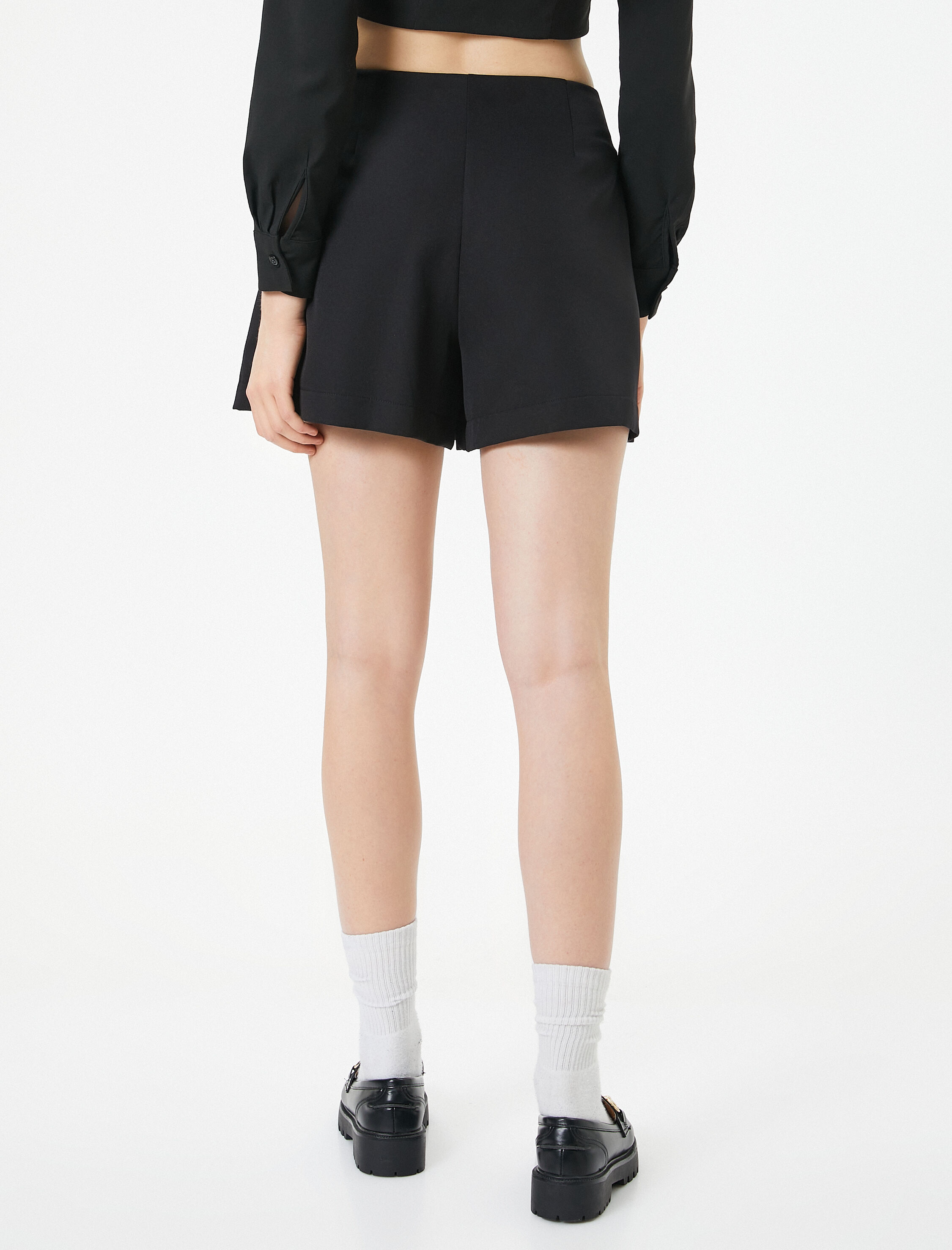   Mini Şort Etek Pileli Dar Kesim