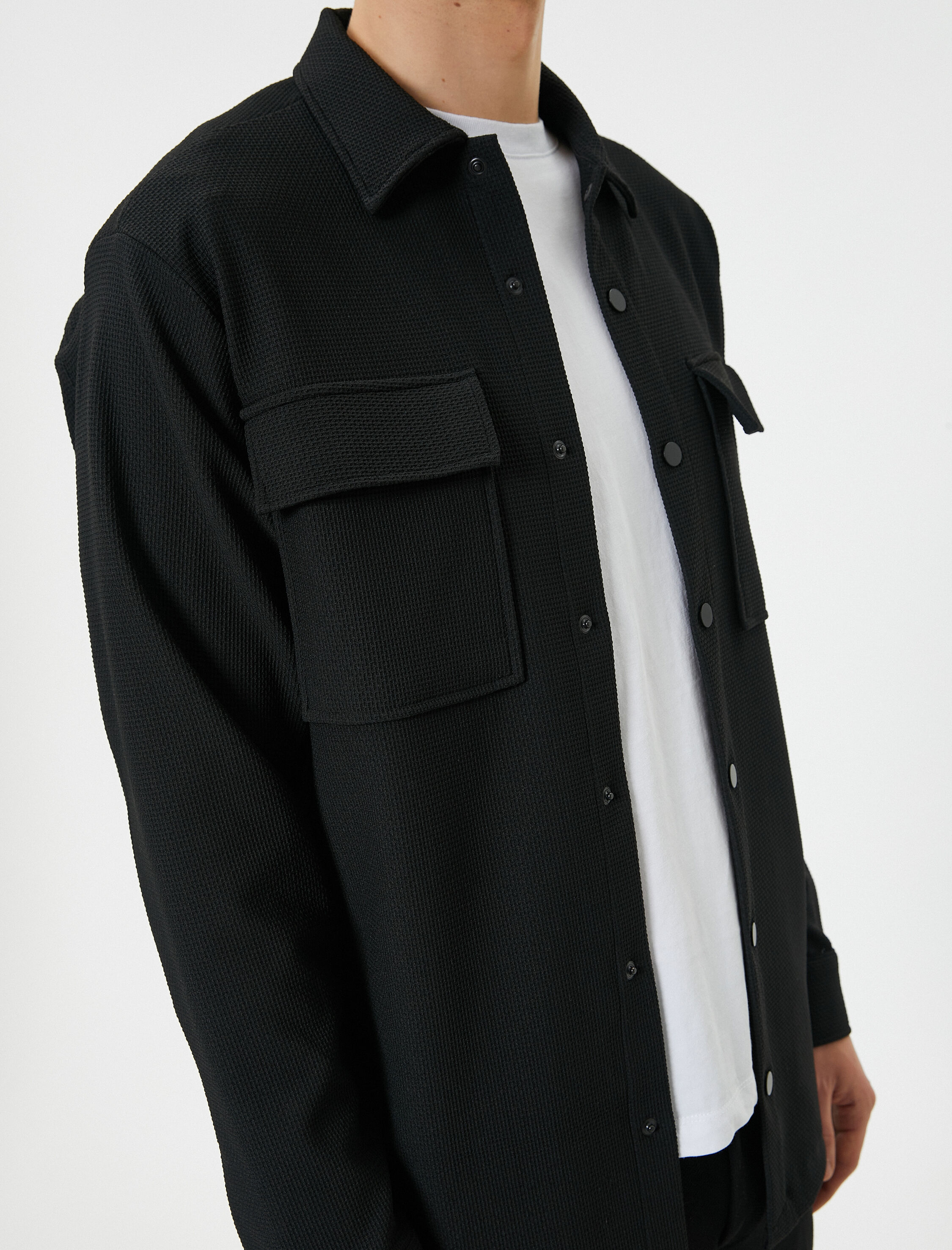   Spor Gömlek Cep Detaylı Klasik Yaka Çıtçıt Düğmeli Dokulu Regular Fit