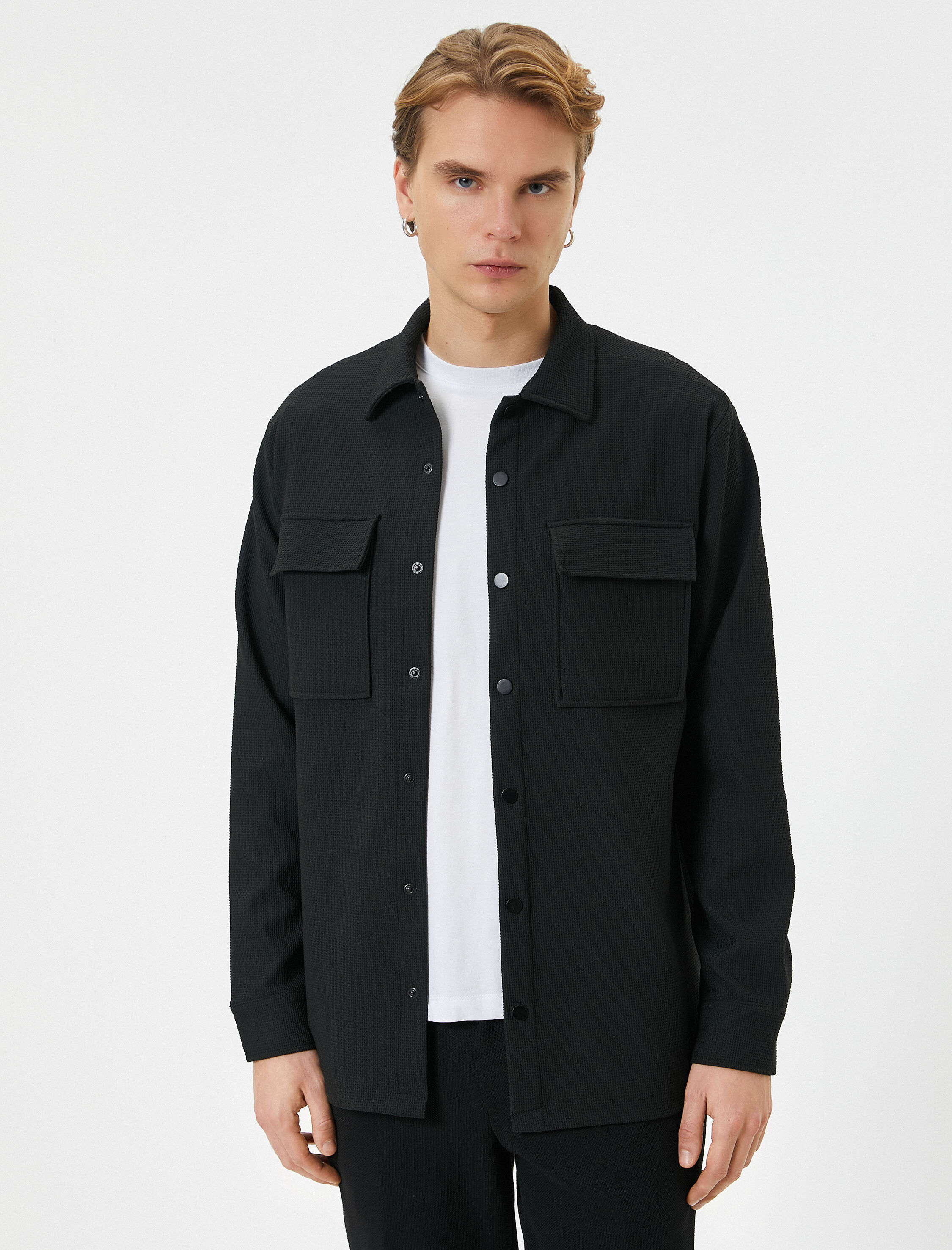   Spor Gömlek Cep Detaylı Klasik Yaka Çıtçıt Düğmeli Dokulu Regular Fit