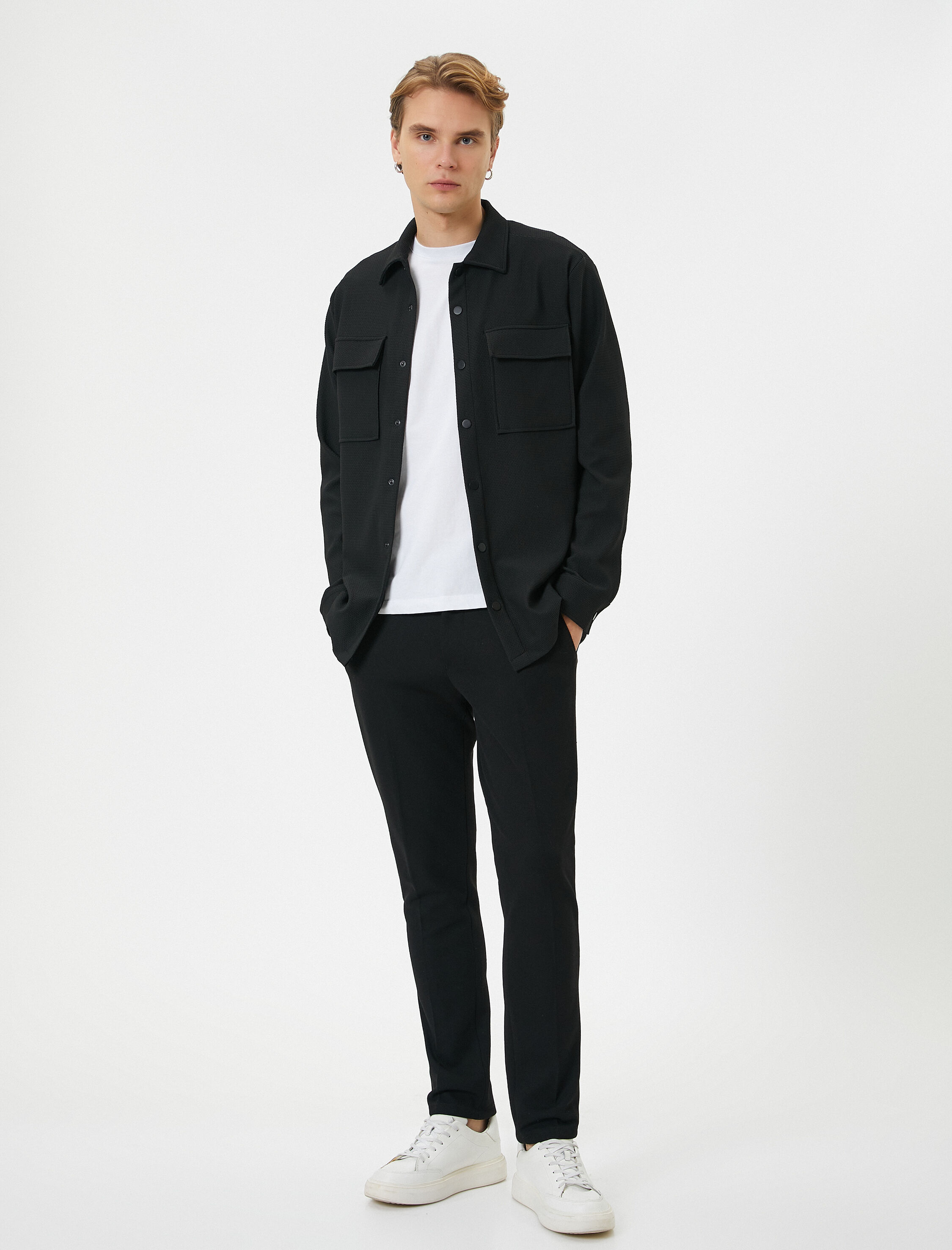   Spor Gömlek Cep Detaylı Klasik Yaka Çıtçıt Düğmeli Dokulu Regular Fit