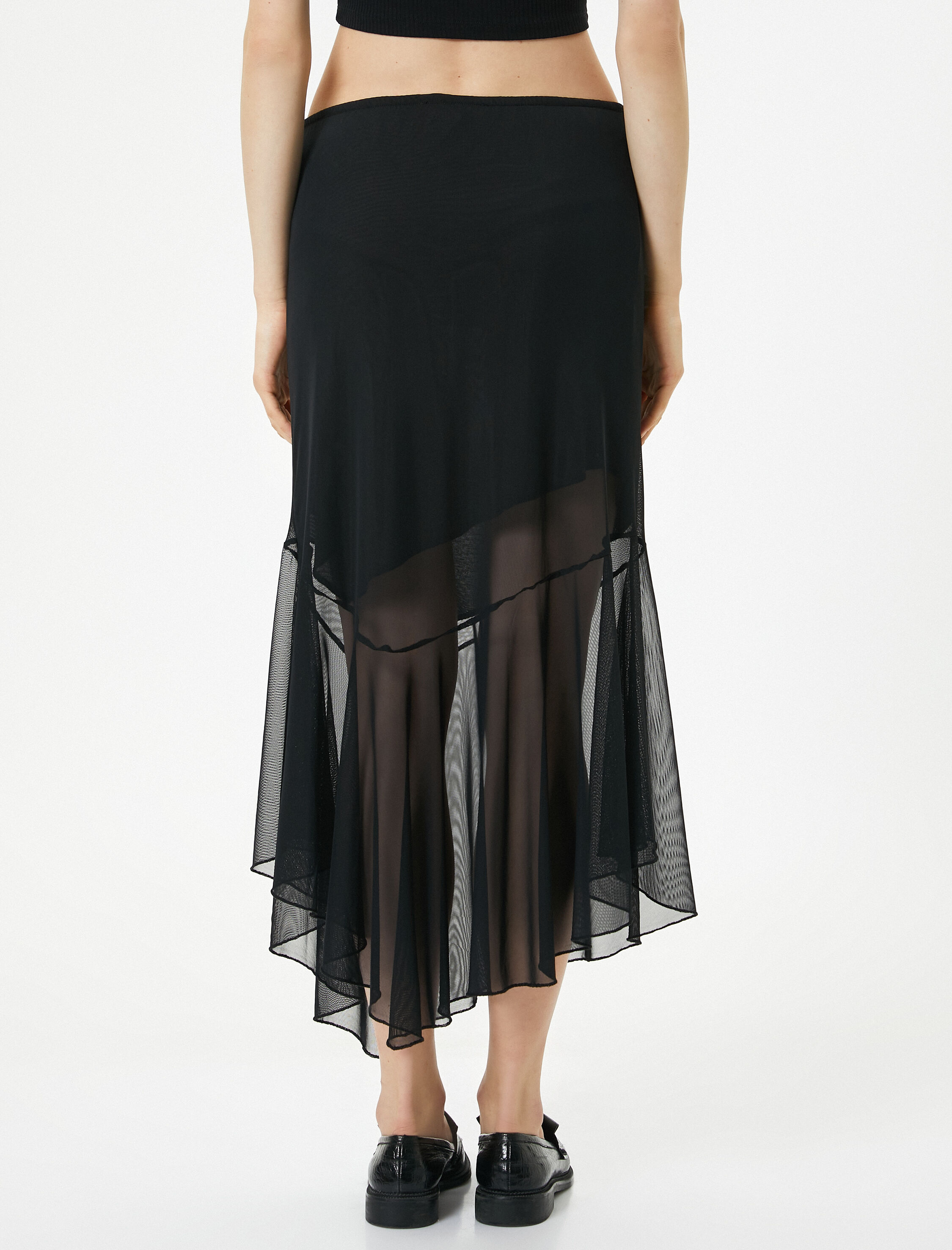   Midi Etek Asimetrik Kesim Tül Detaylı