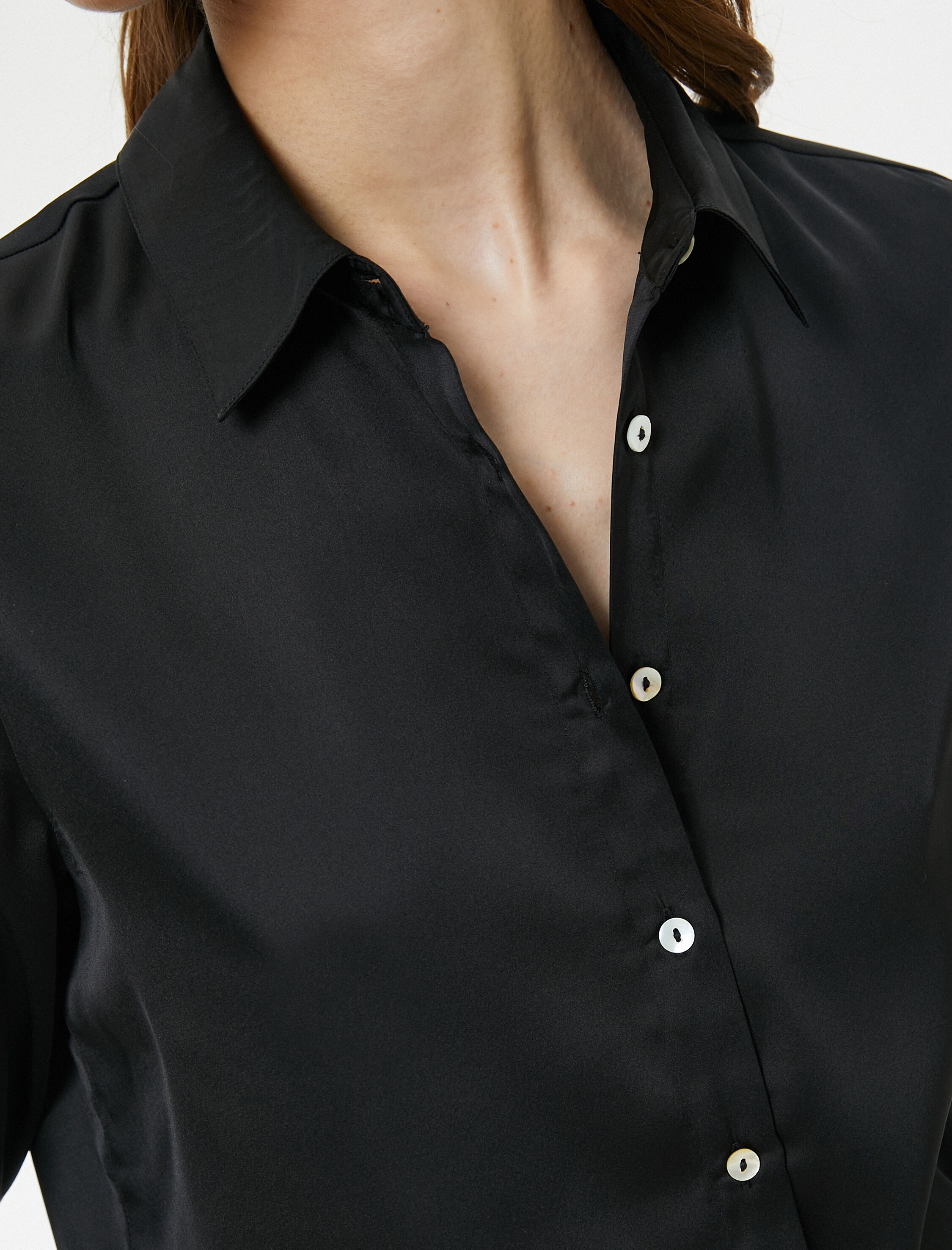   Saten Gömlek Uzun Kollu Düğmeli