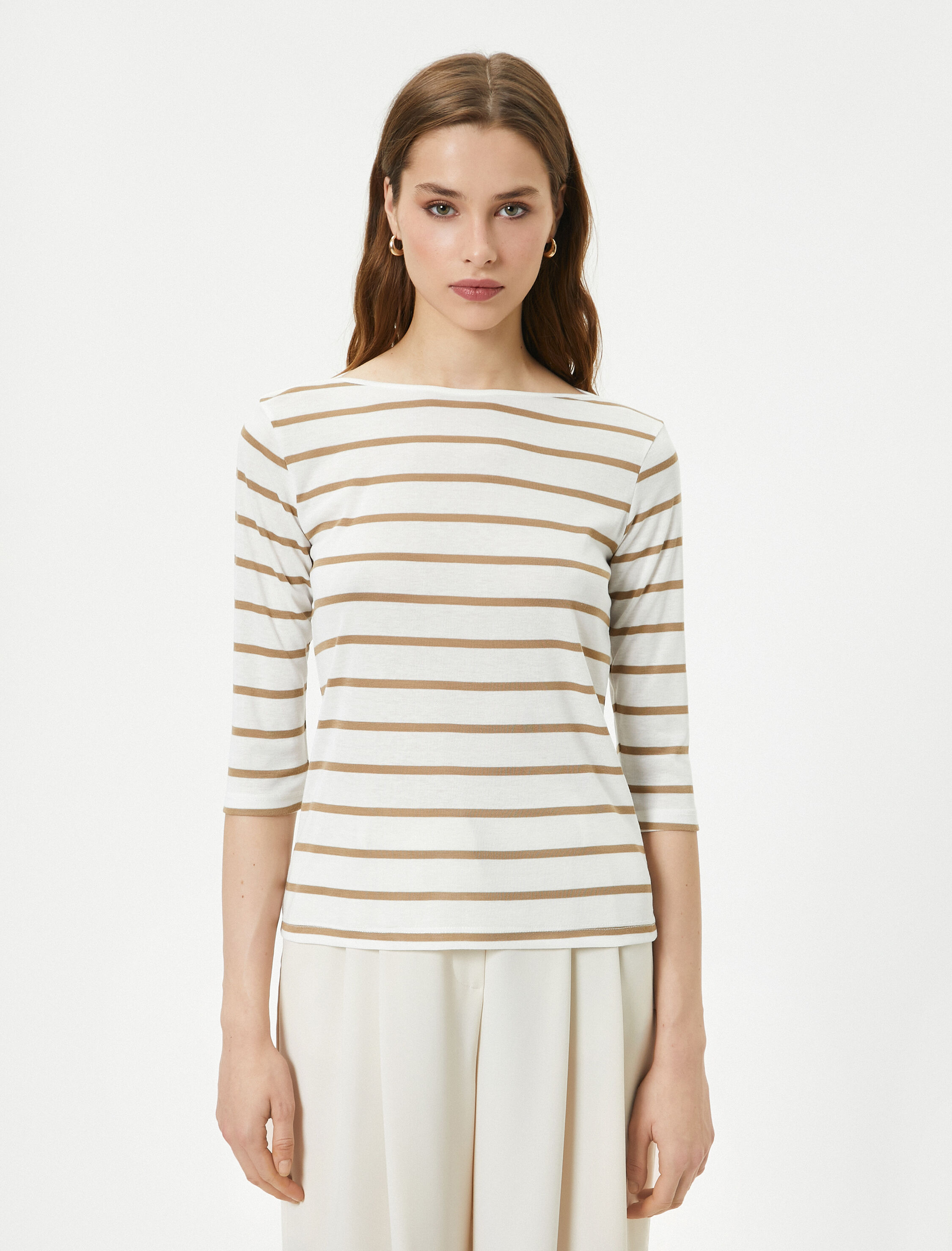   Kayık Yaka Tişört Yarım Kollu Standart Kesim