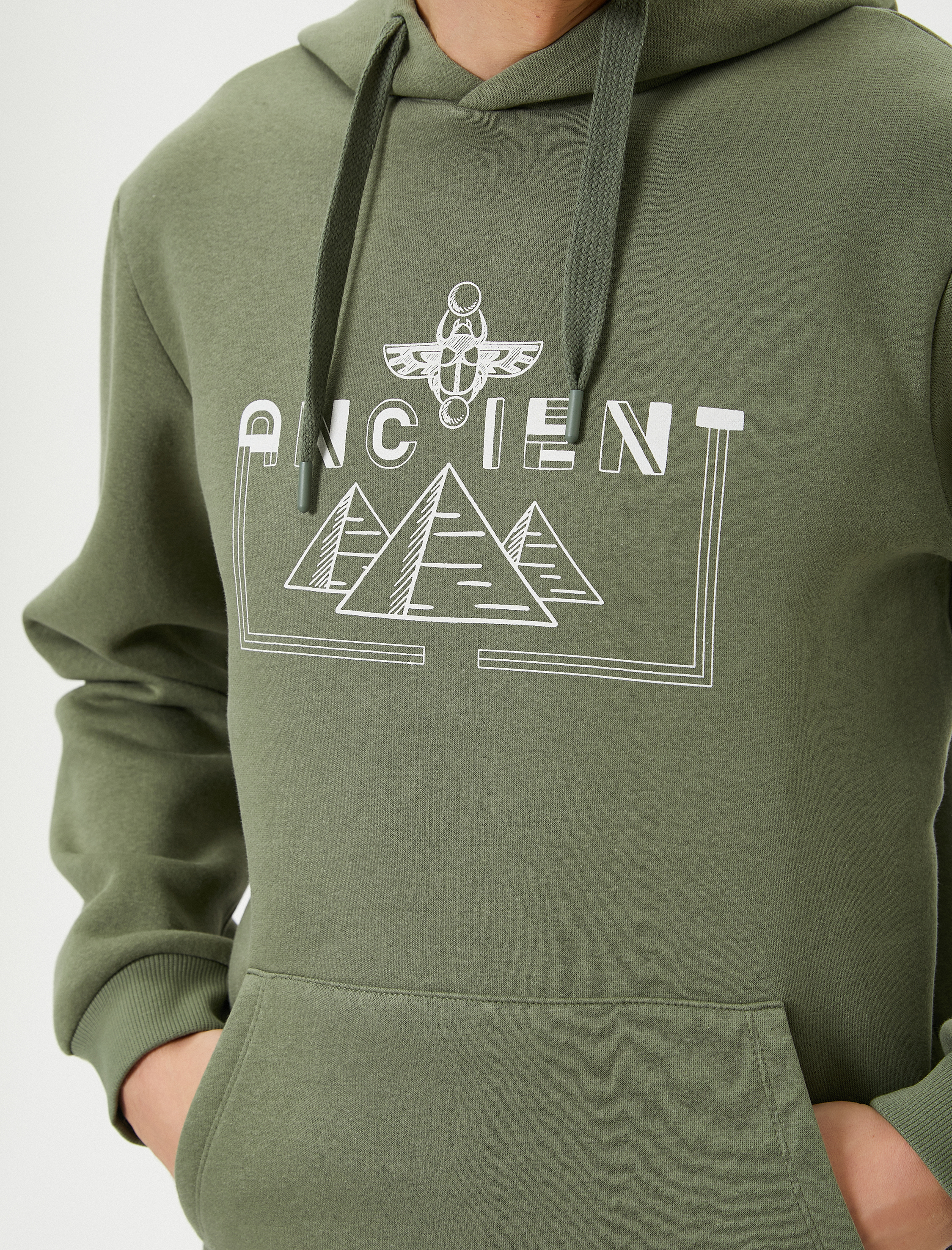 Arkası Baskılı Hoodie Mitoloji Temalı Kanguru Cep Detaylı Şardonlu