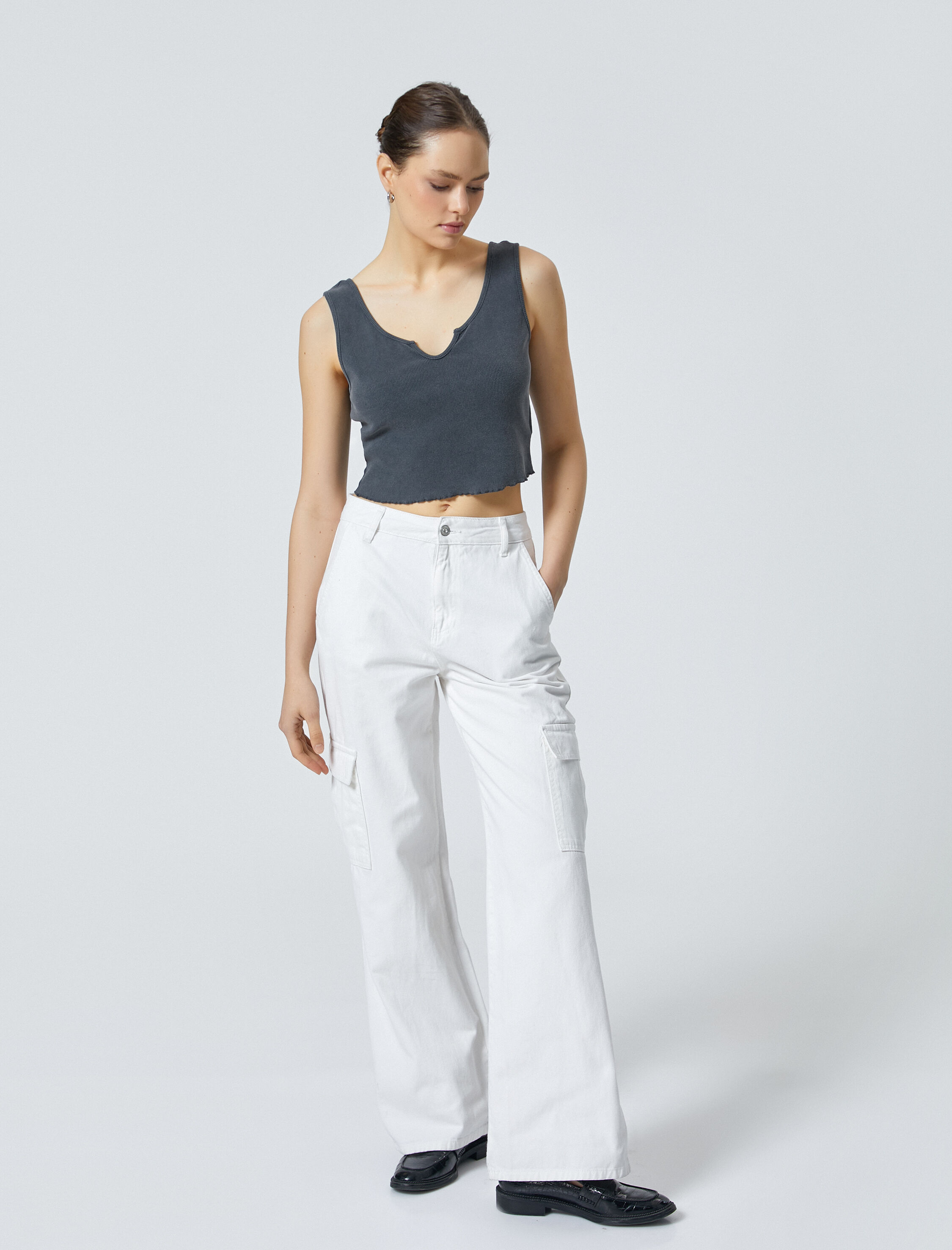   Crop Atlet Pencere Detaylı Askılı Fitilli