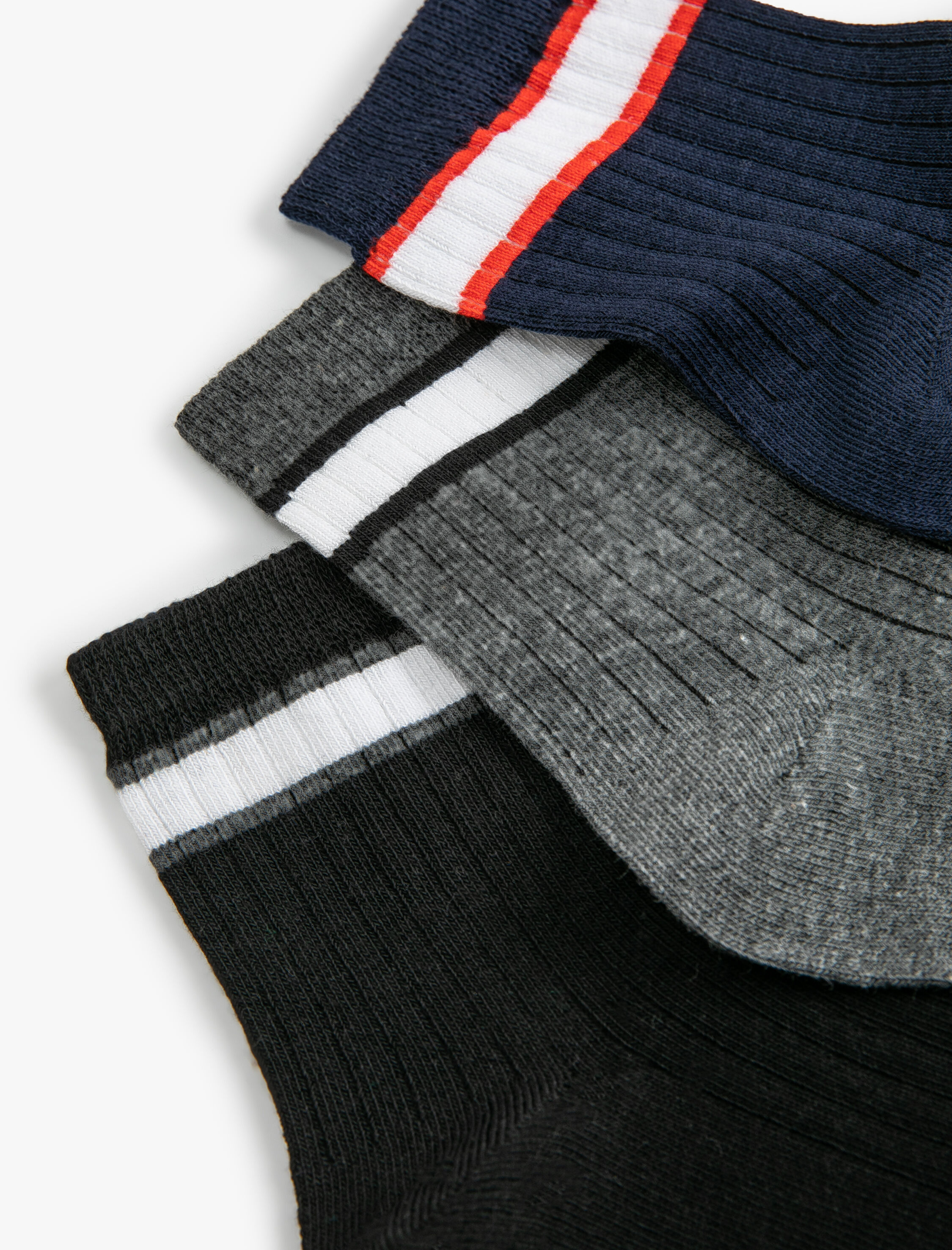  Erkek 3'lü Soket Çorap Seti Çok Renkli Şerit Desenli