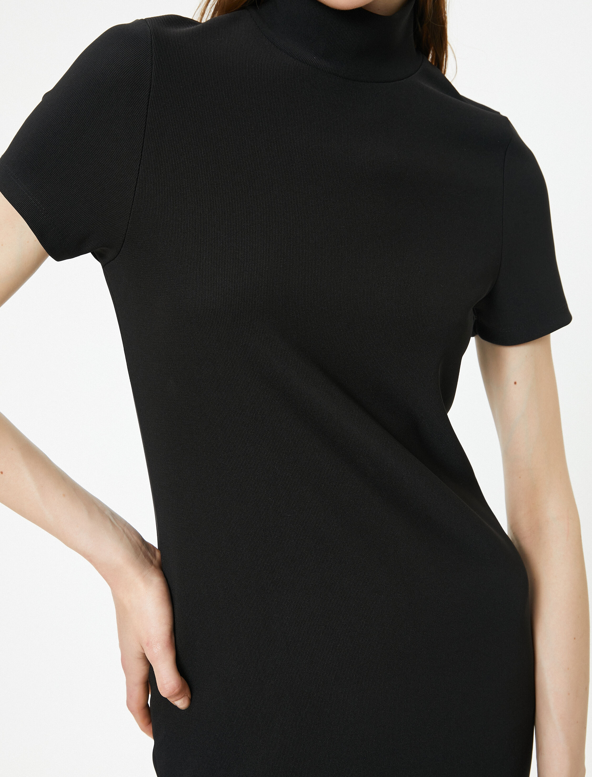   Mini Elbise Balıkçı Yaka Kısa Kollu