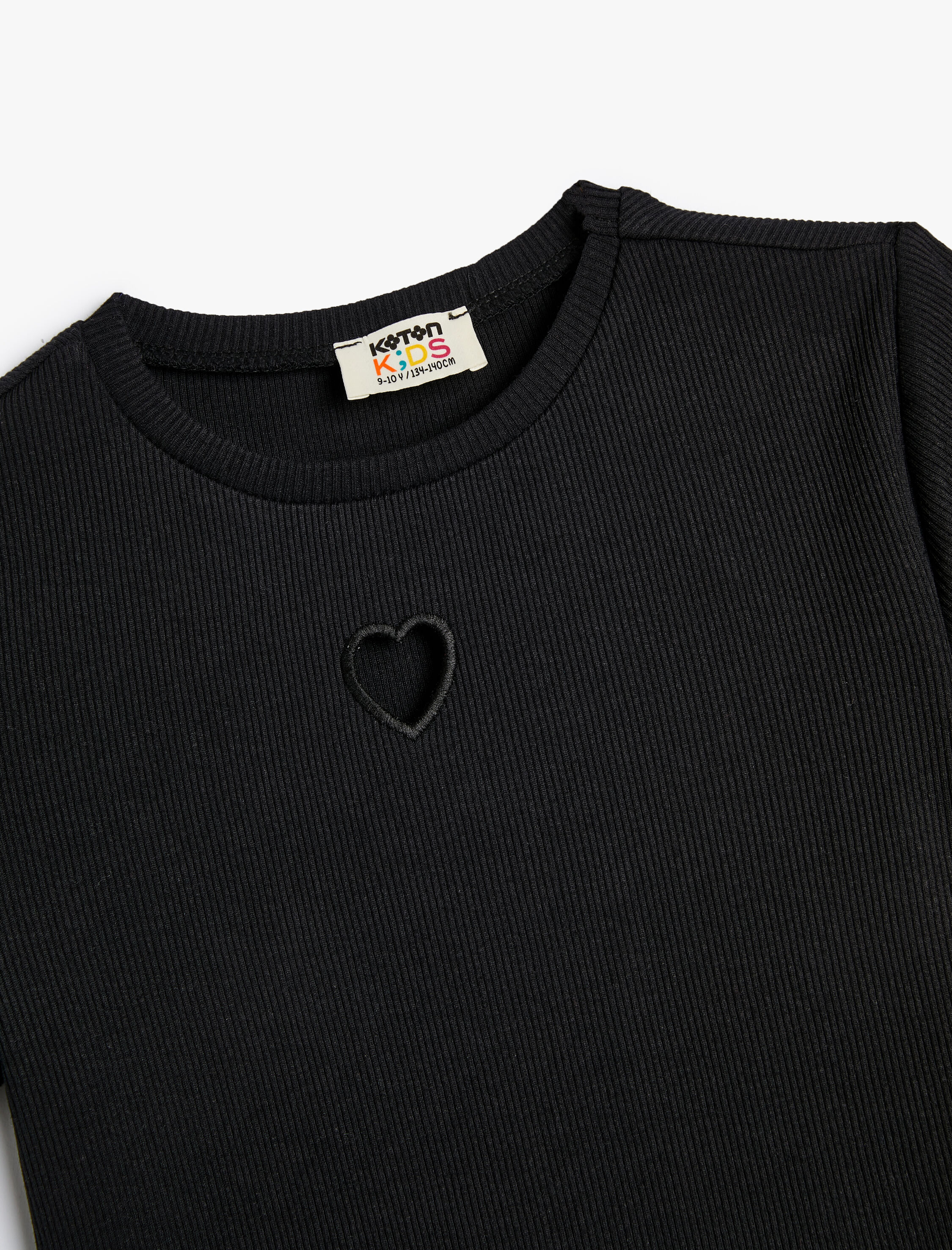  Kız Çocuk Tişört Kısa Kollu Bisiklet Yaka Kalp Pencere Detaylı Kaşkorse