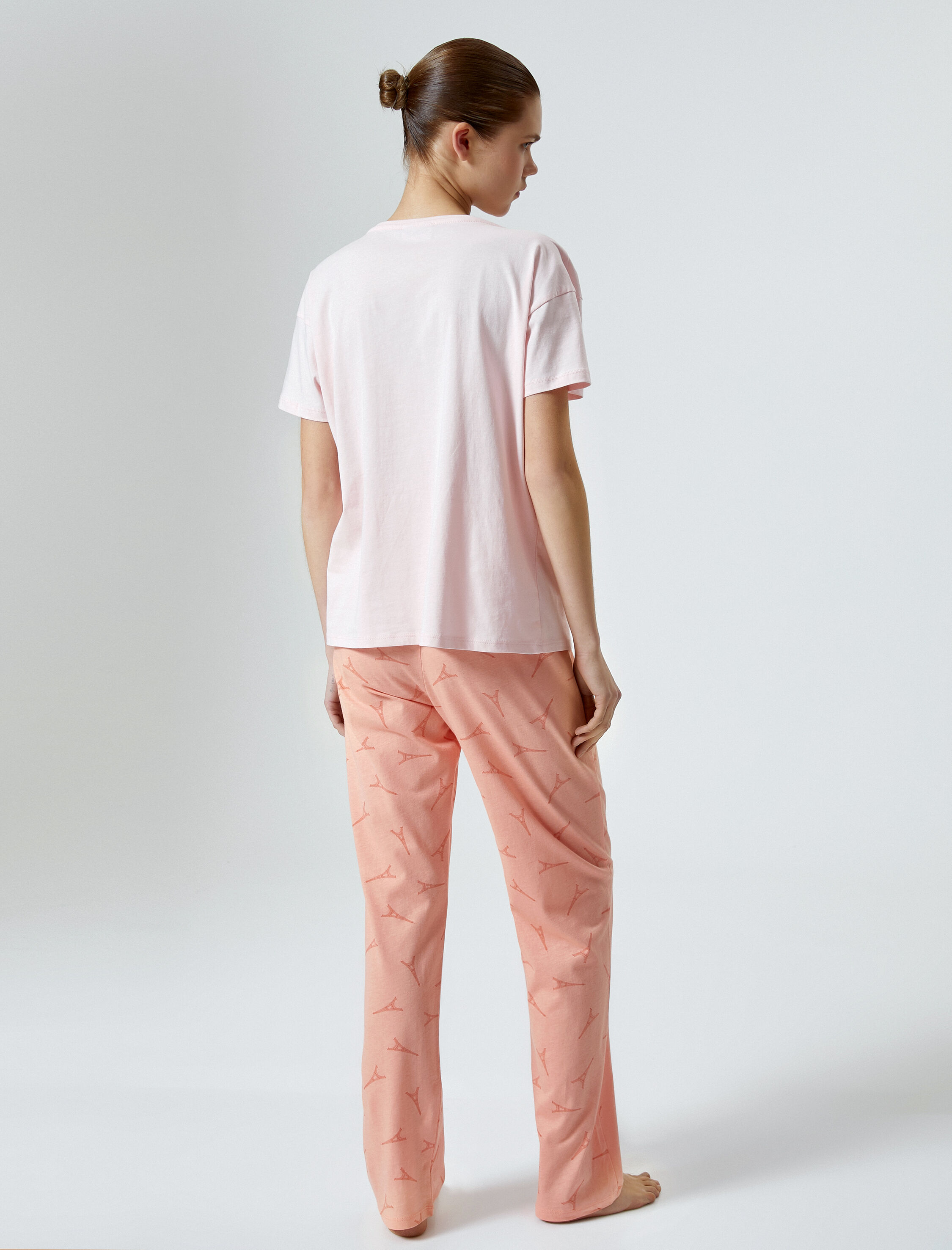   Pijama Takımı Pamuklu Bugs Bunny Lisanslı Baskılı Kısa Kollu