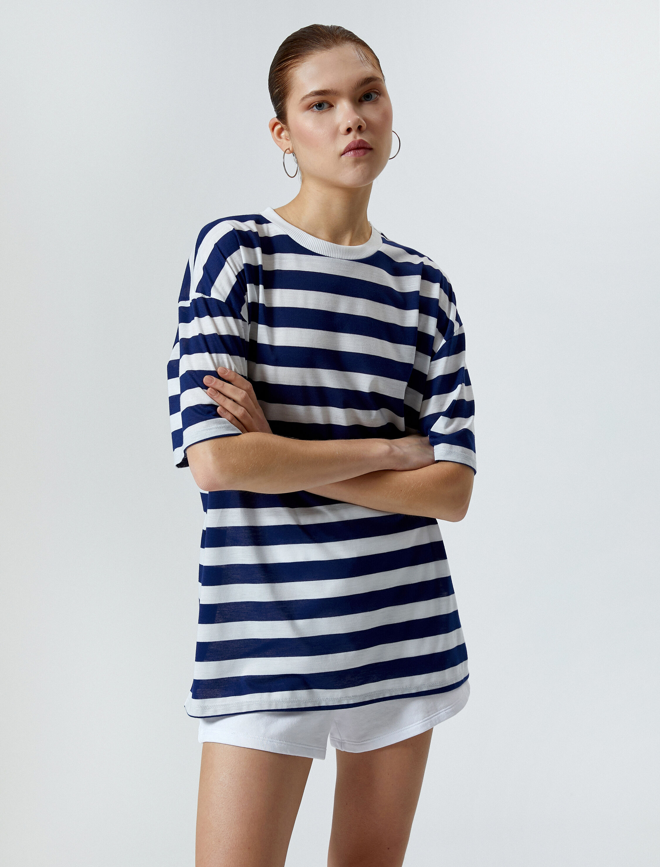   Bisiklet Yaka Tişört Kısa Kollu Rahat Kalıp