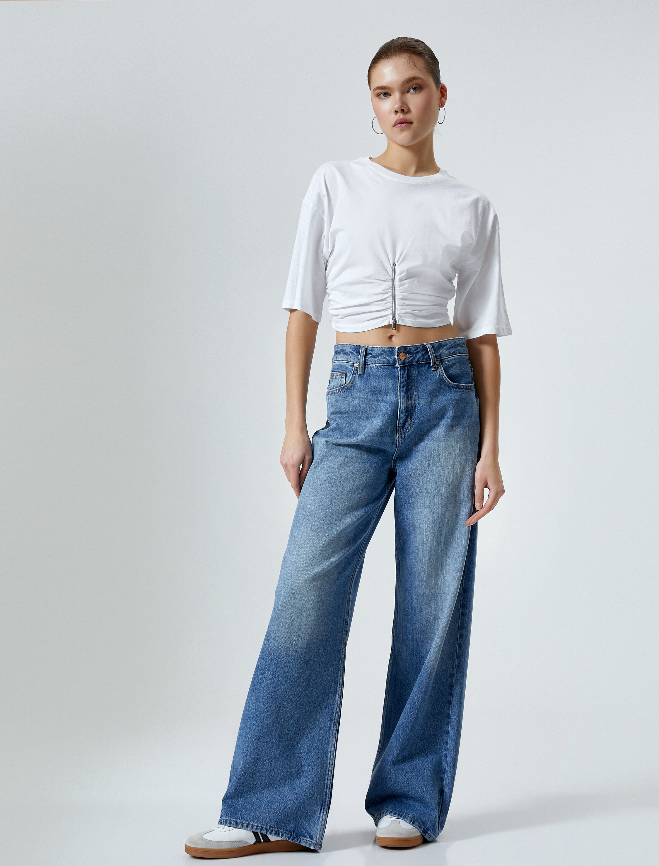   Crop Drapeli Tişört Fermuar Detaylı Kısa Kollu Bisiklet Yaka Pamuklu