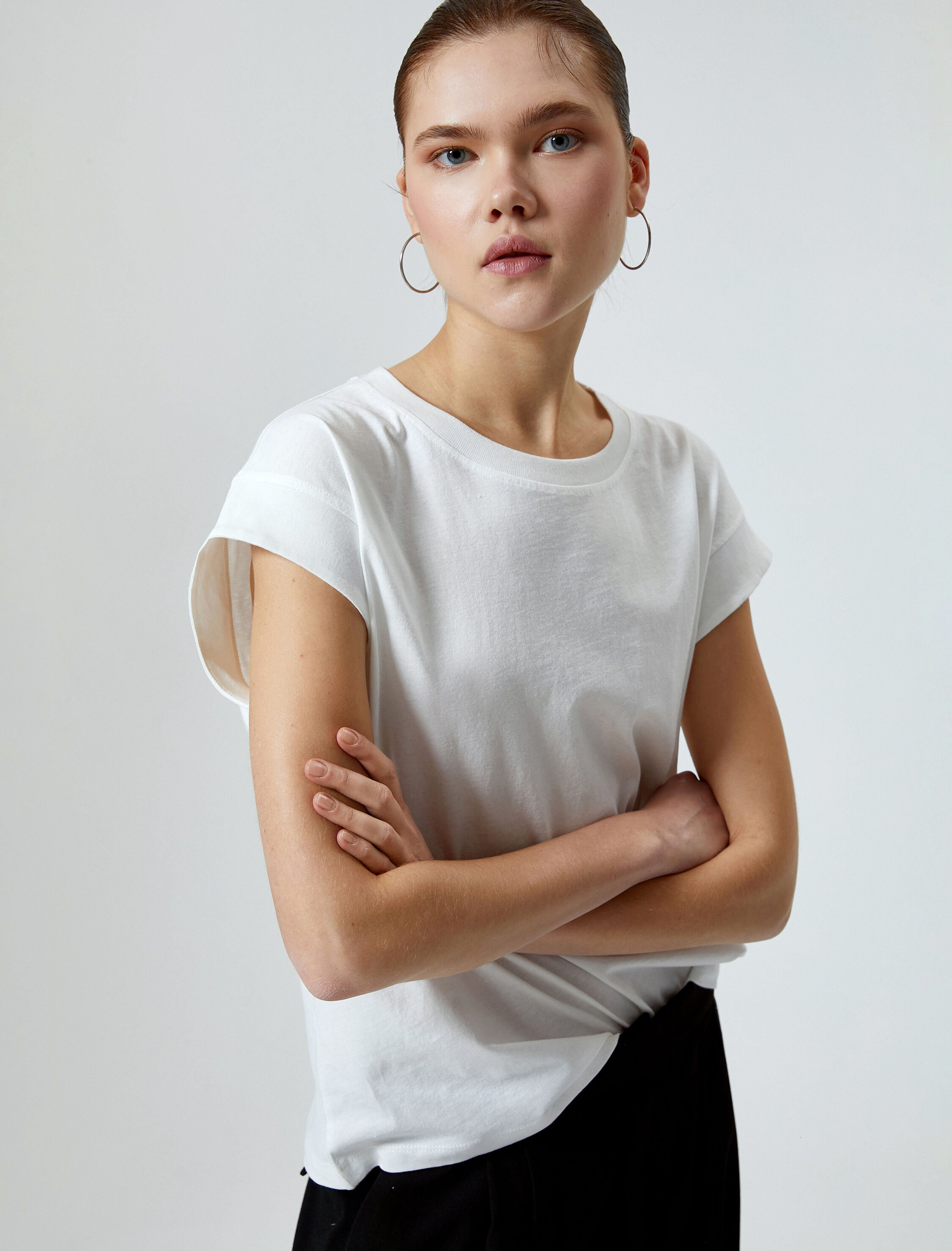   Basic Kolsuz Tişört Bisiklet Yaka Pamuklu