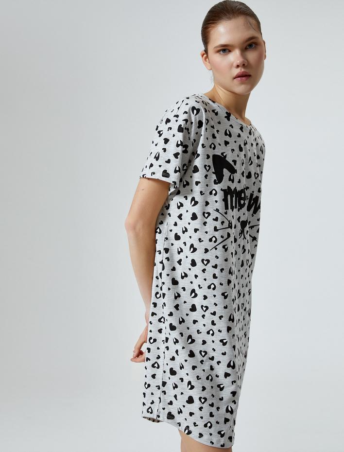  Kısa Kollu Gecelik Kedi Baskılı Bisiklet Yaka