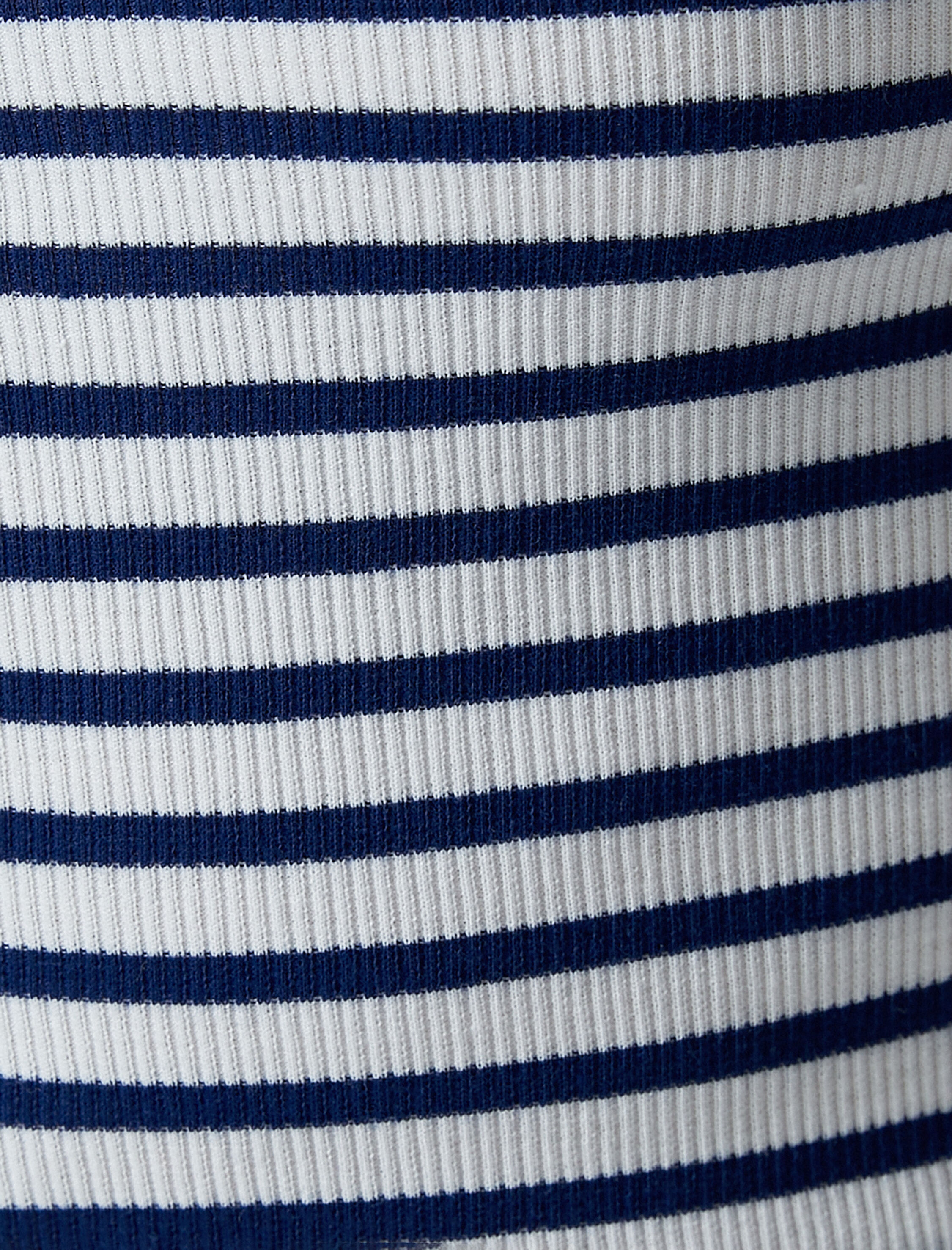   Crop Tişört Kısa Kollu Bisiklet Yaka Ribanalı Pamuklu