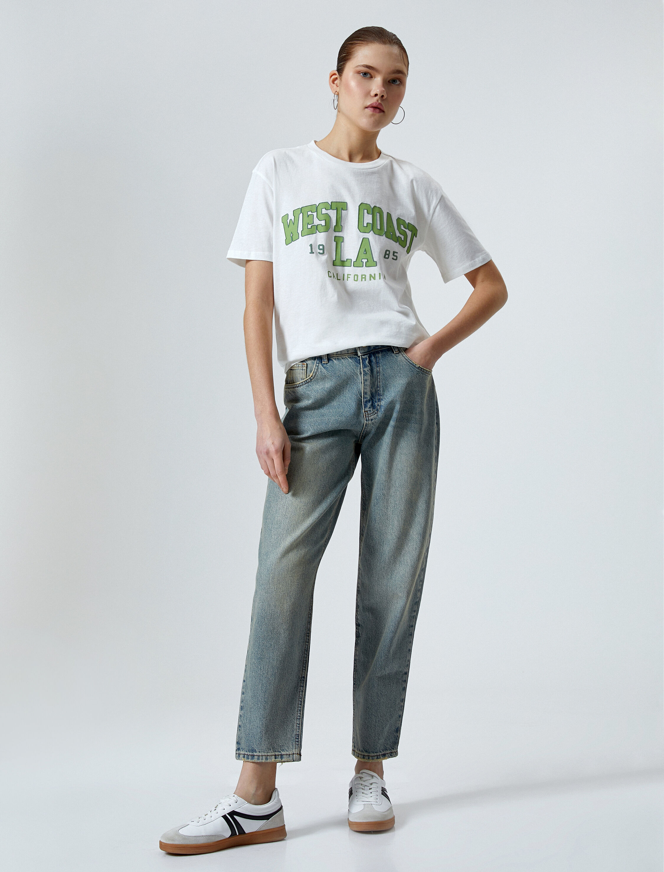   Kolej Tişört Baskılı Kısa Kollu Bisiklet Yaka Pamuklu