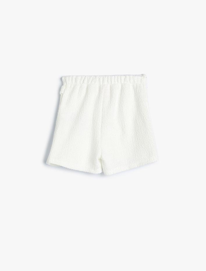 Kız Bebek Şort Etek Beli Lastikli Kruvaze Dokulu Toka Detaylı