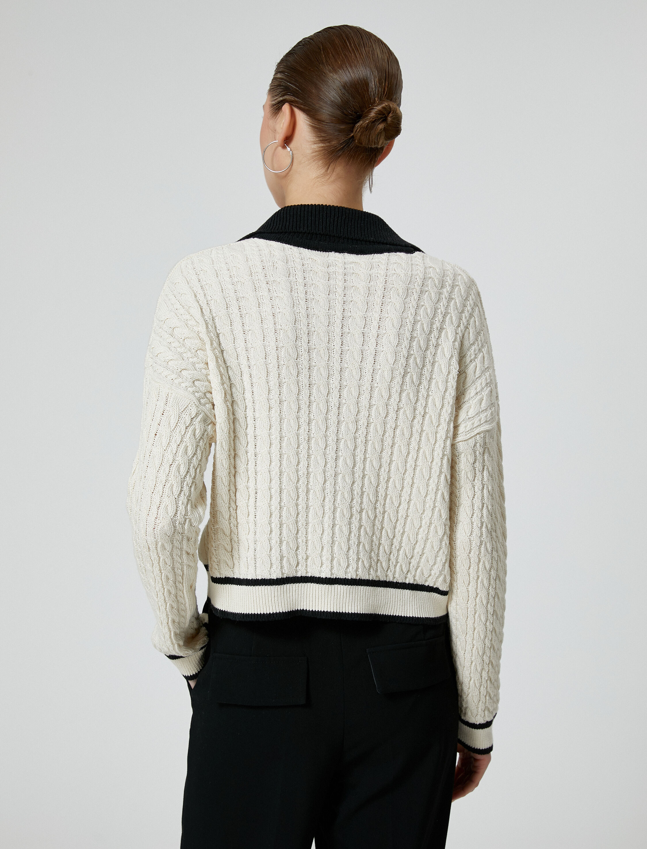   Polo Yaka Triko Kazak Renk Kontrastlı Örgü Desenli