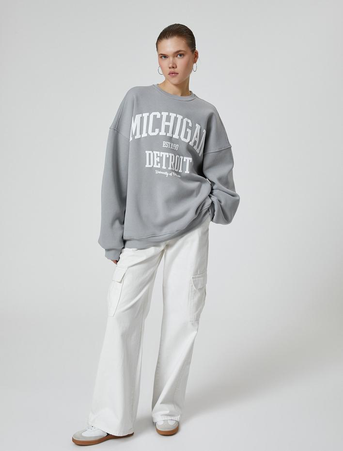  Şardonlu Kolej Oversize Sweatshirt Uzun Kollu Bisiklet Yaka