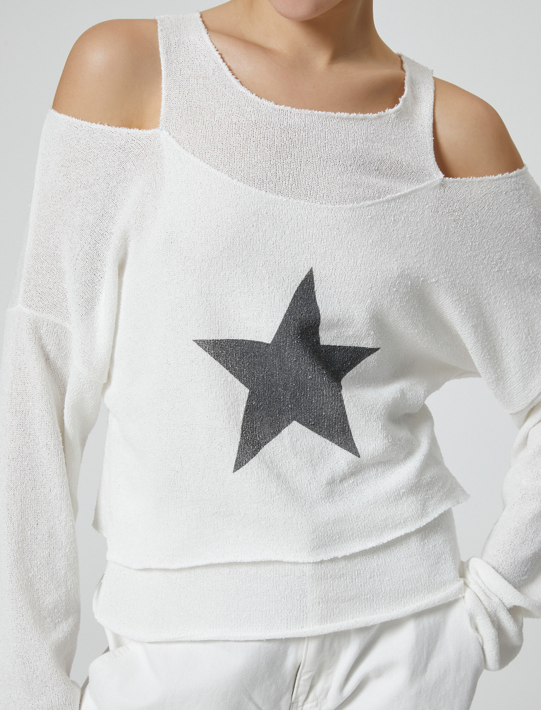   Pencere Detaylı Tişört Bisiklet yaka Uzun Kollu Yıldız Baskılı