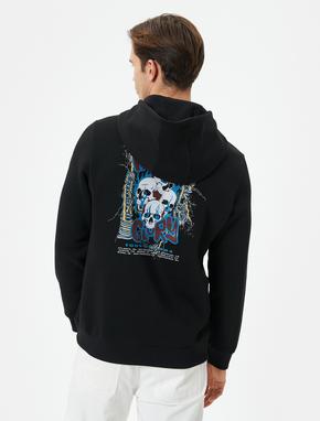 Arkası Baskılı Hoodie Kuru Kafa Temalı Kanguru Cep Detaylı_3