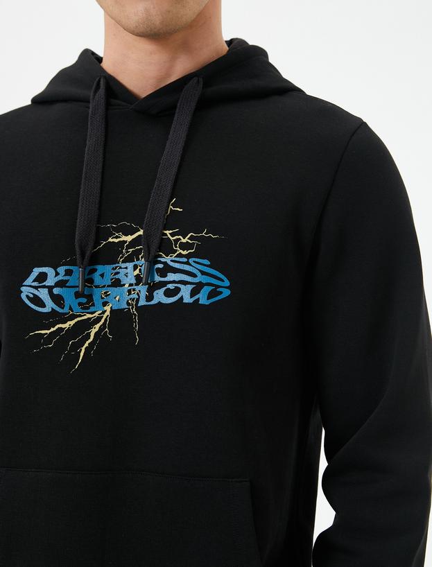 Arkası Baskılı Hoodie Kuru Kafa Temalı Kanguru Cep Detaylı_4