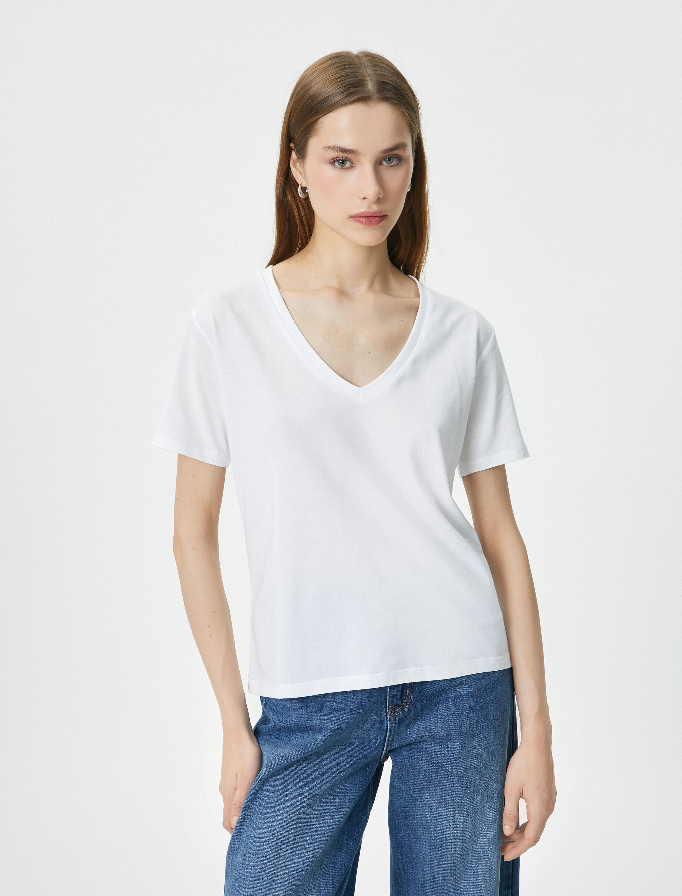   Basic Tişört V Yaka Kısa Kollu Pamuklu