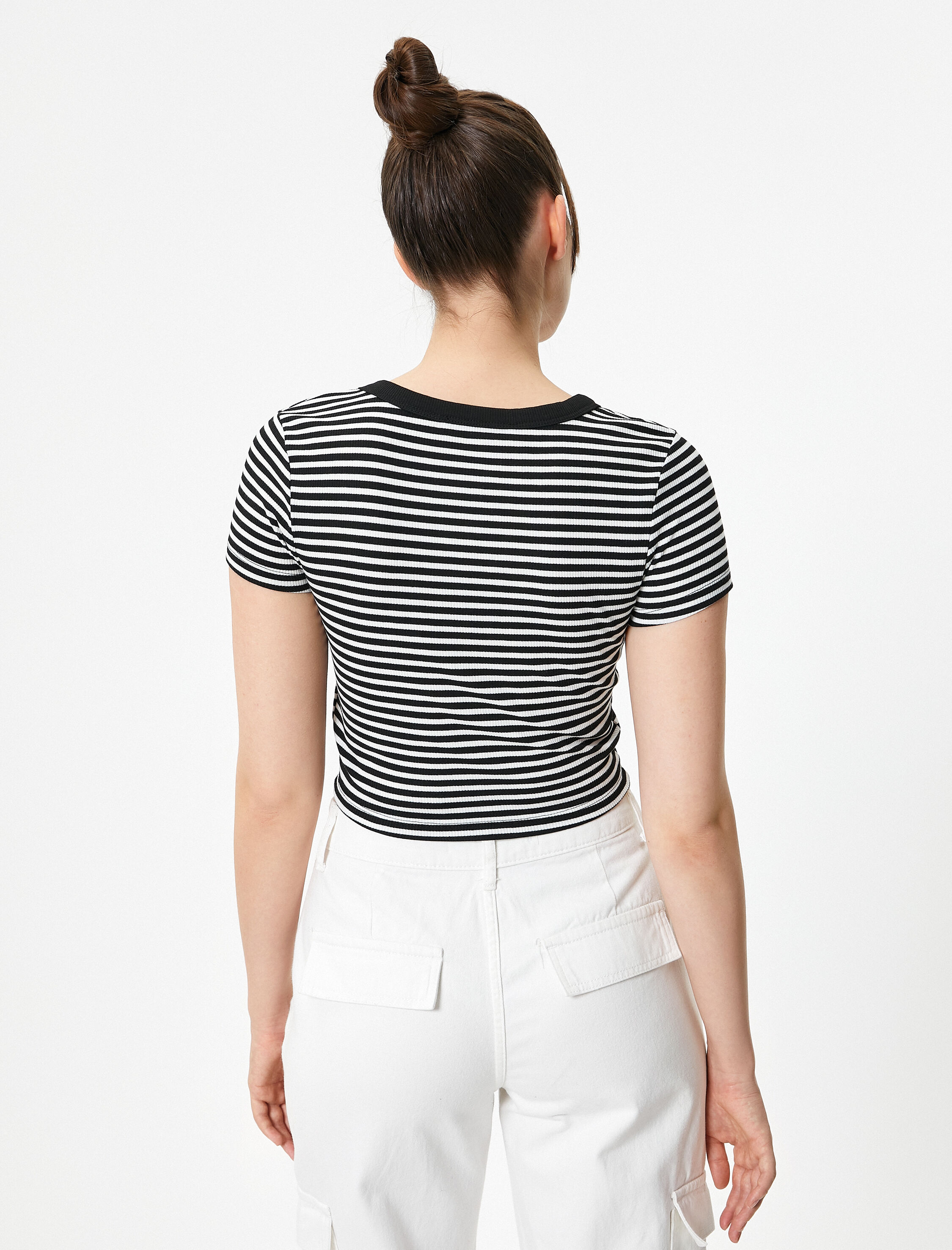   Baskılı Crop Tişört Kısa Kollu Bisiklet Yaka Slim Fit Ribanalı