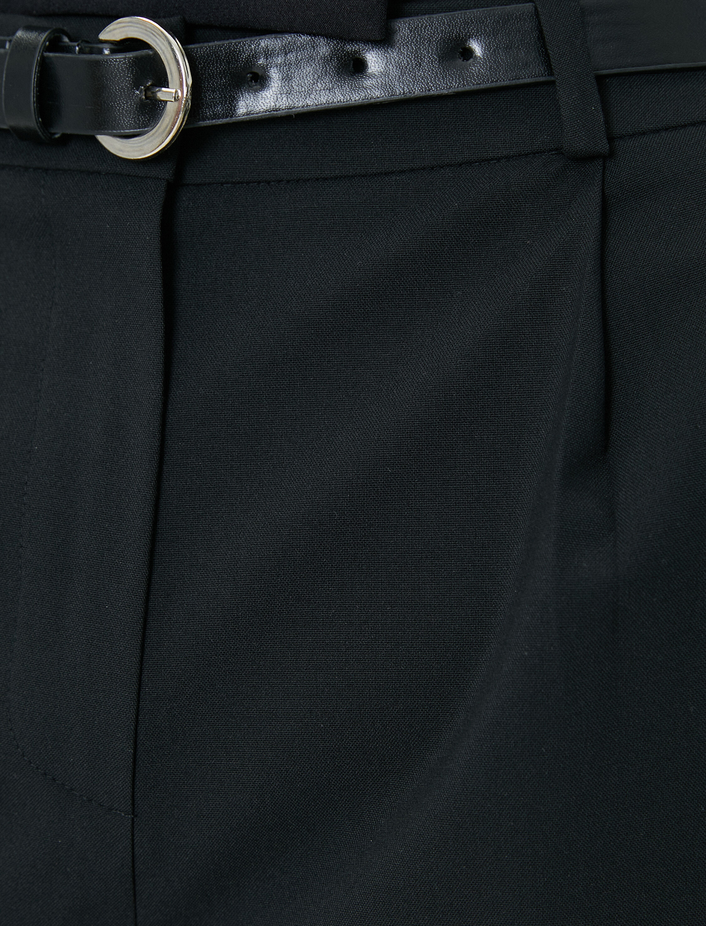   Mini Şort Yüksek Bel Kemer Detaylı Düğmeli Cepli