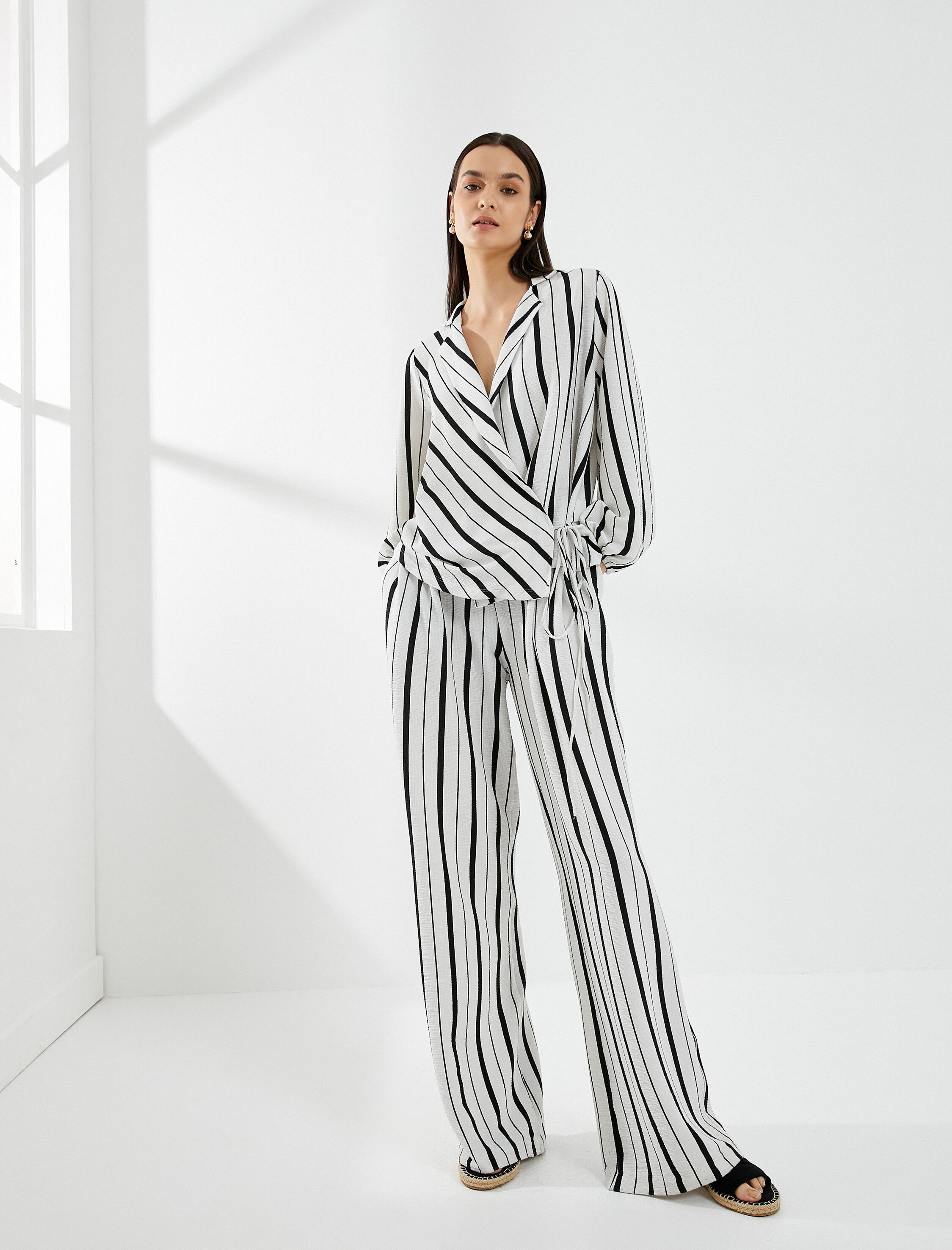   Bol Paça Pantolon Yüksek Bel Rahat Kesim Dokulu