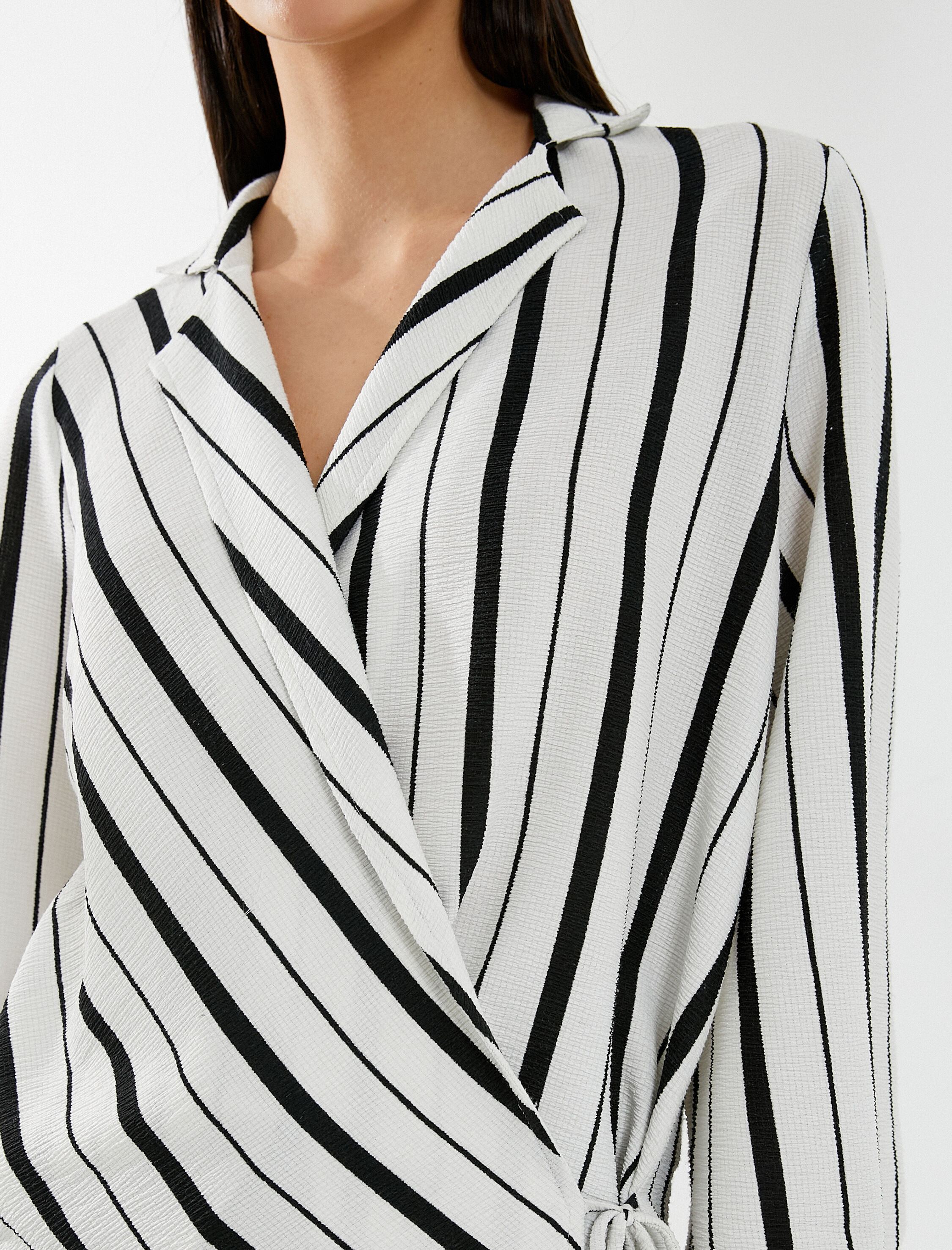   Bluz Kruvaze Bağlamalı Uzun Kollu