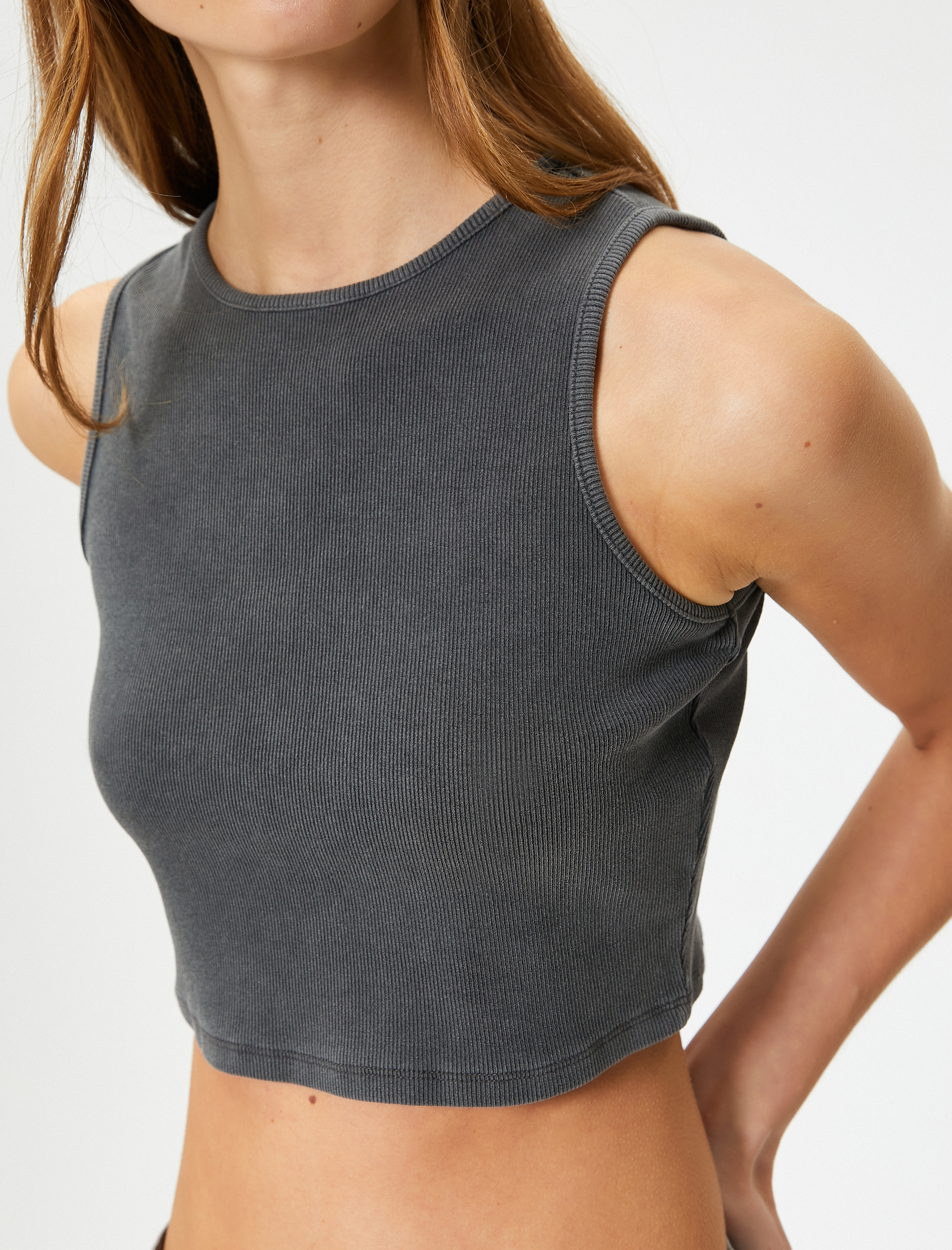   Crop Atlet Bisiklet Yaka Pamuklu Ribanalı Soluk Efektli