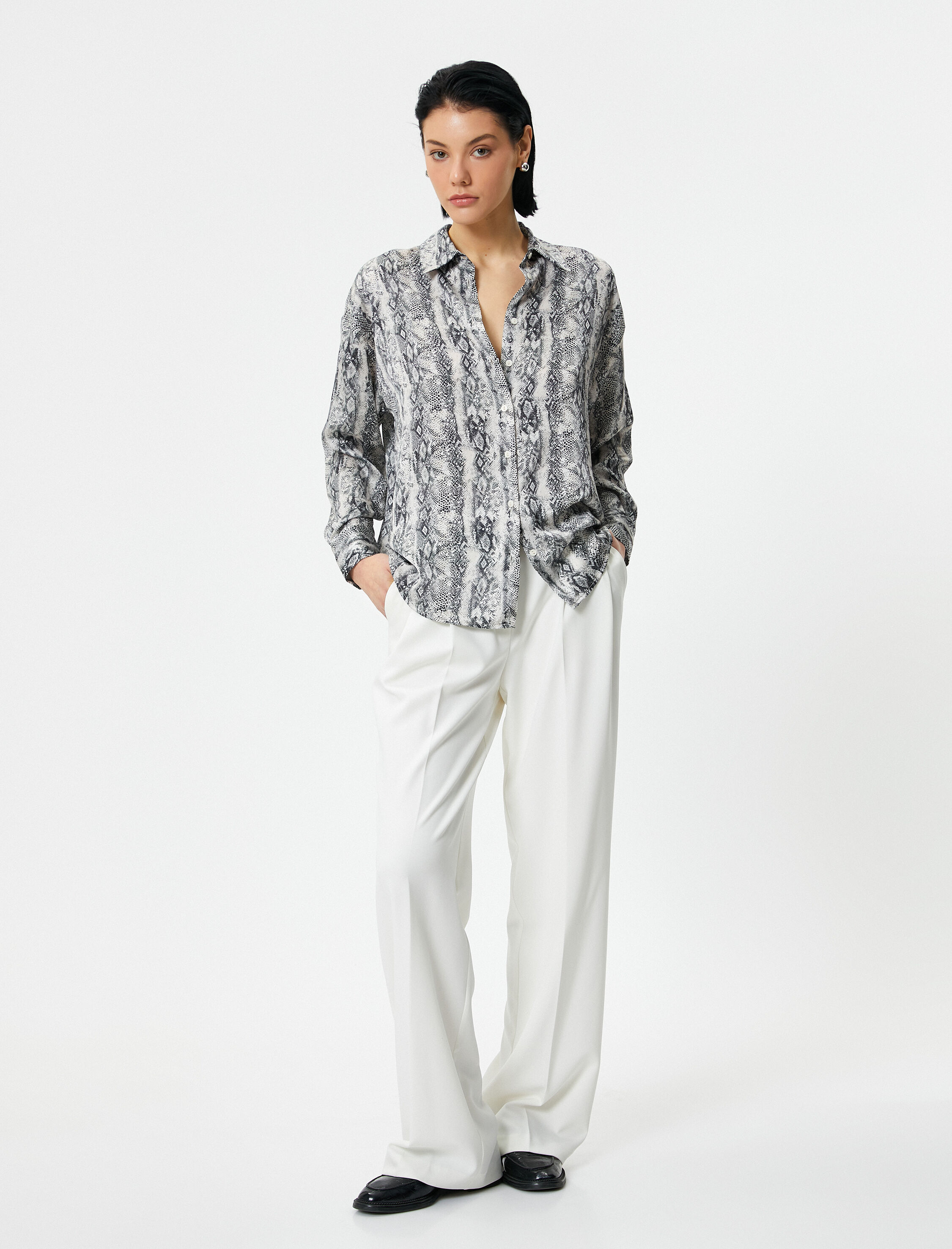   Yılan Derisi Desenli Gömlek Uzun Kollu Klasik Yaka