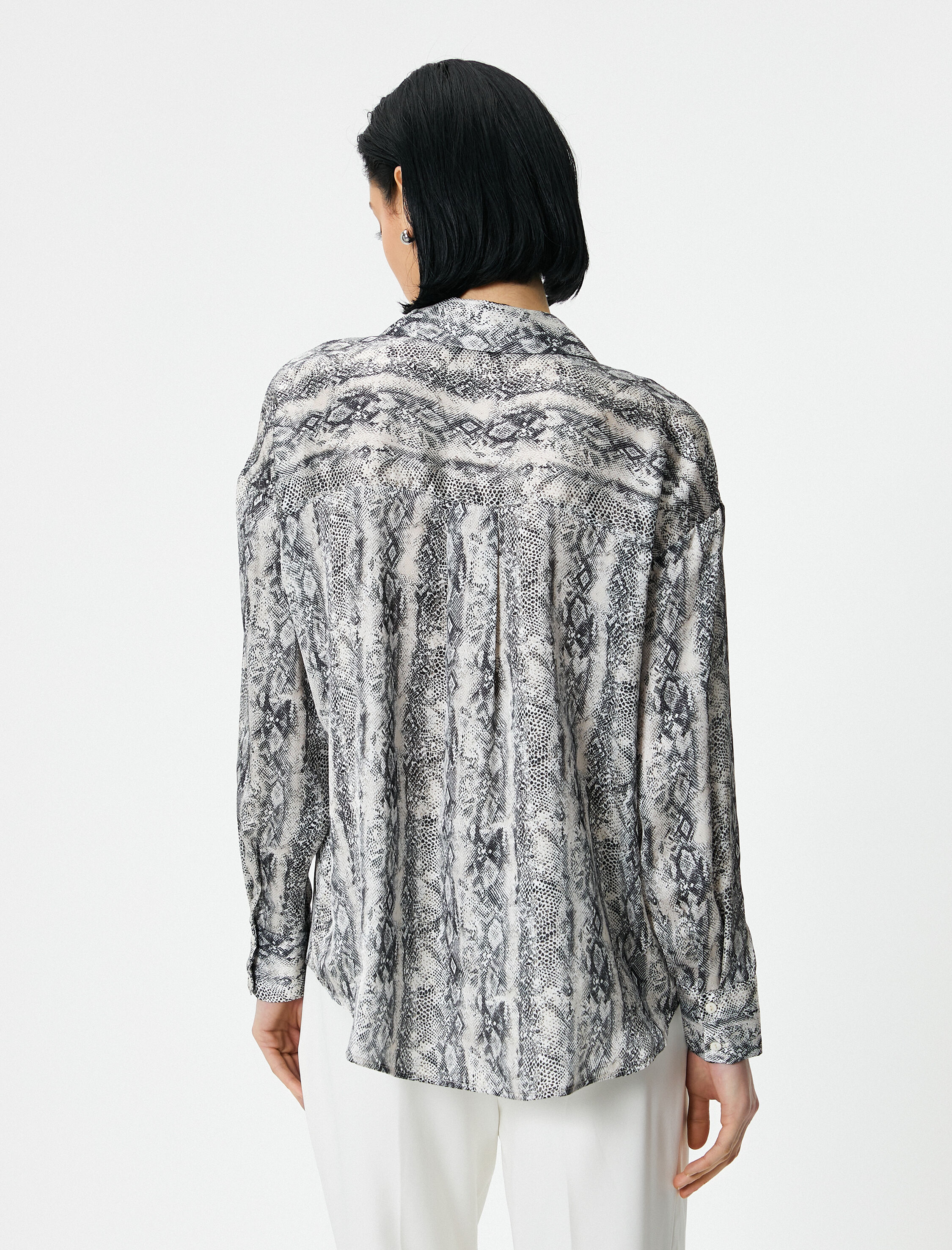   Yılan Derisi Desenli Gömlek Uzun Kollu Klasik Yaka