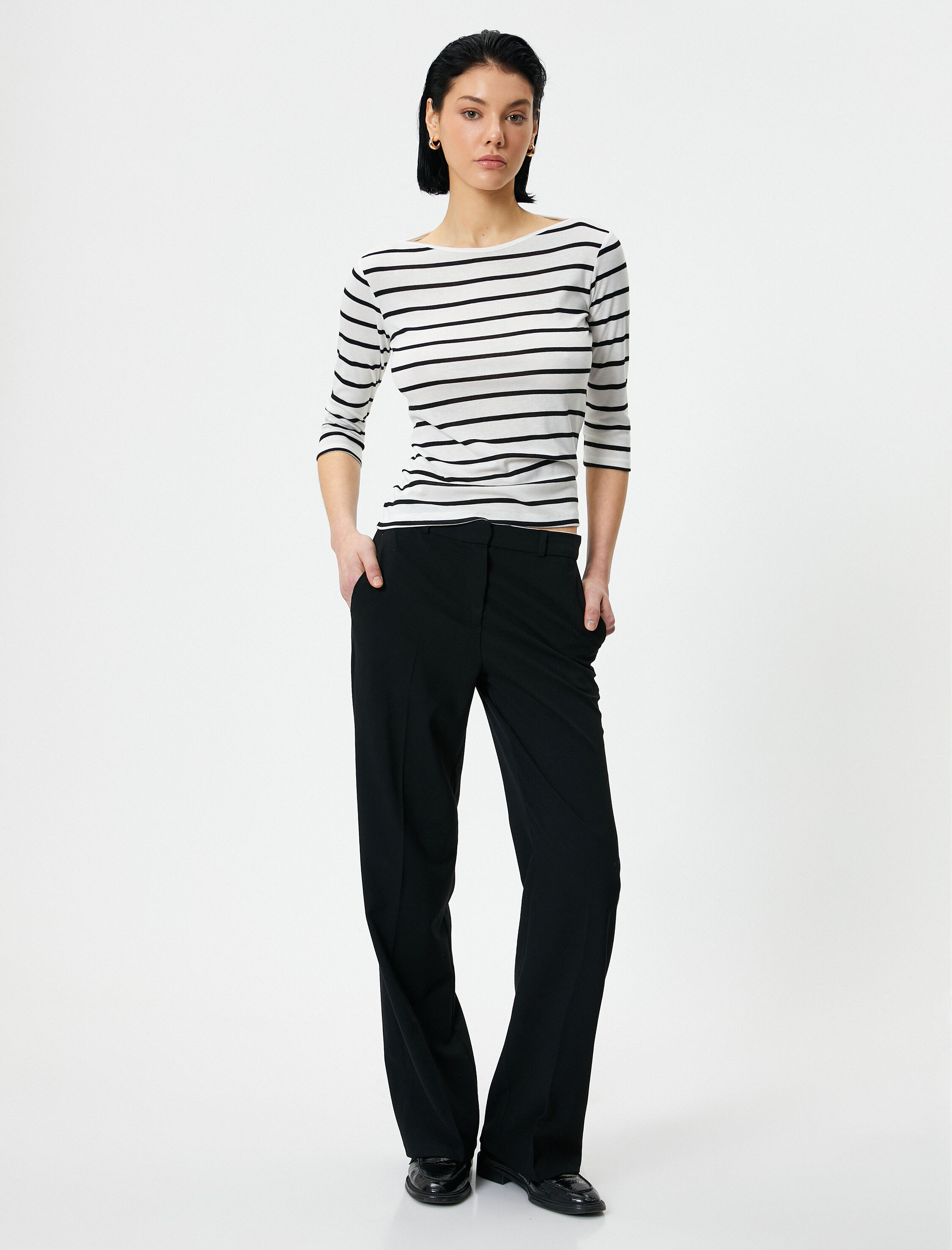   Kayık Yaka Tişört Yarım Kollu Standart Kesim