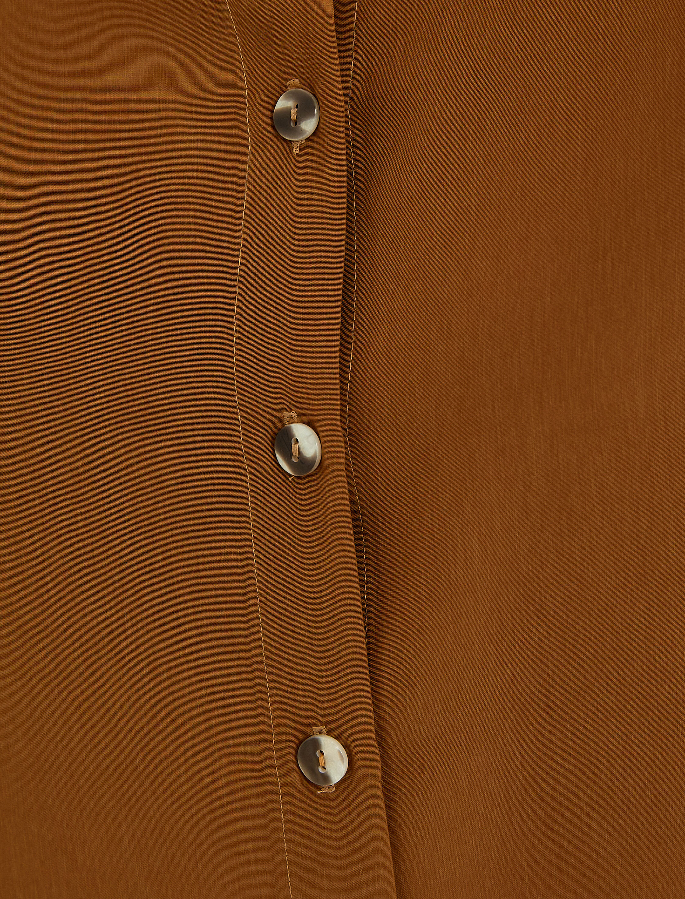   Uzun Kollu Gömlek Yaka Detaylı Düğmeli Standart Kesim