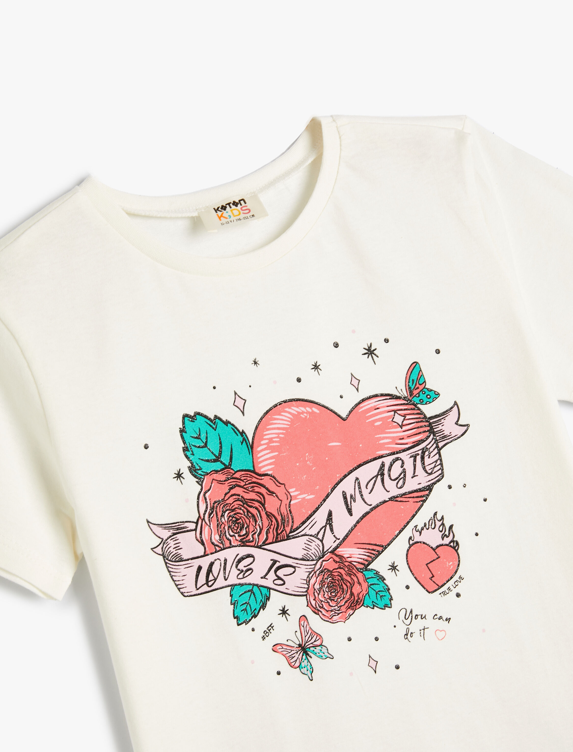  Kız Çocuk Kısa Kollu Tişört Kalpli Simli Bisiklet Yaka Pamuklu